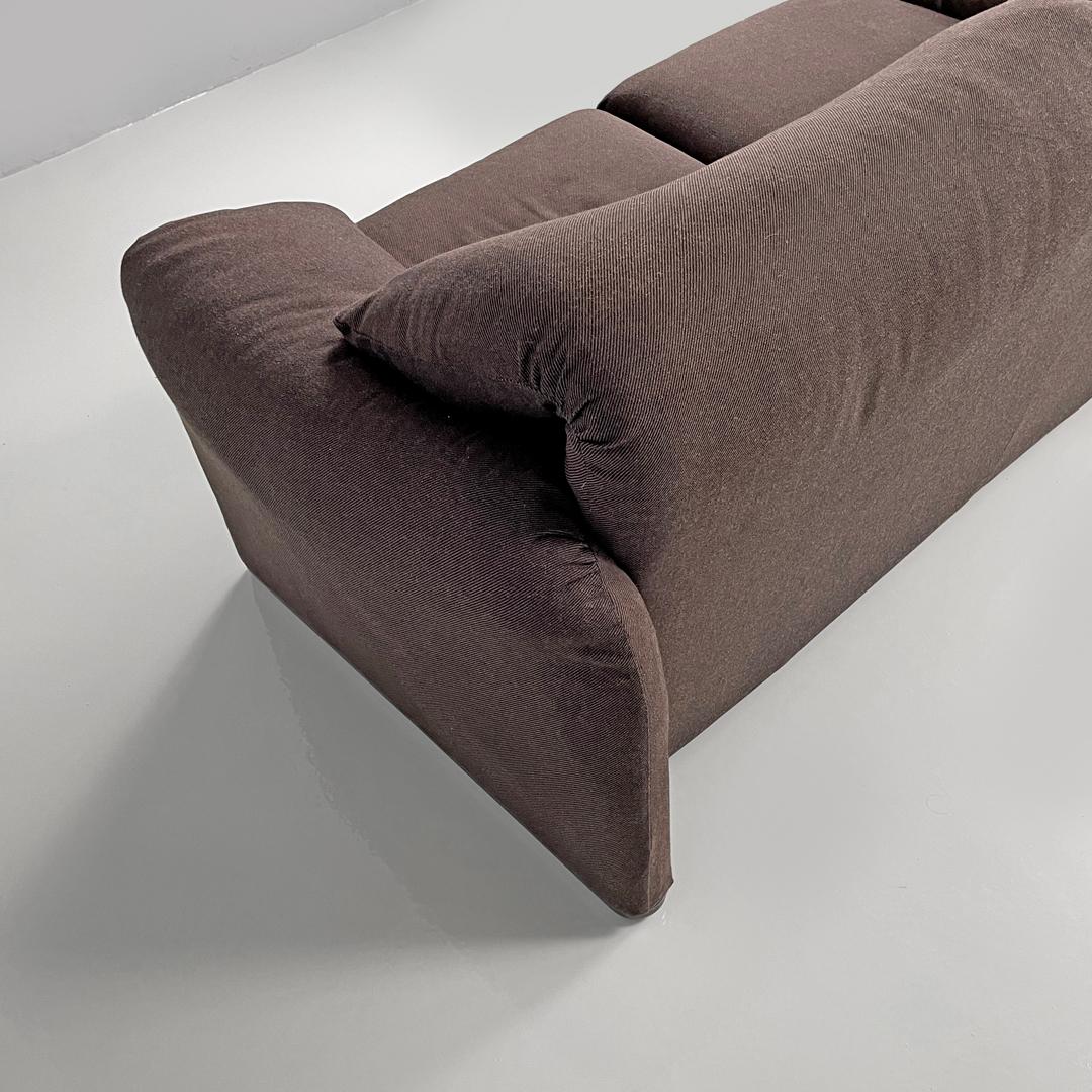 Canapé moderne italien en tissu marron Maralunga par Vico Magistretti pour Cassina 1970 en vente 8