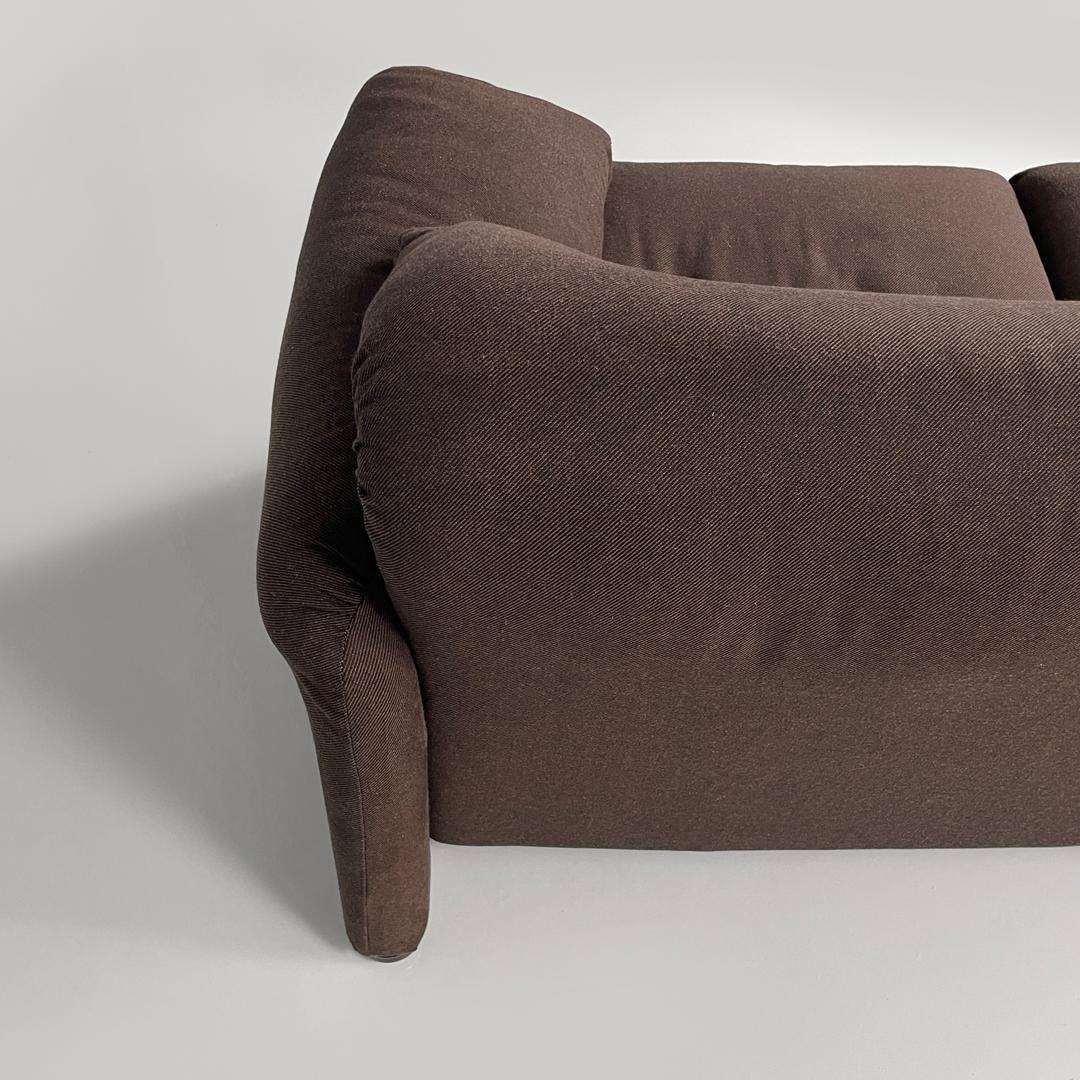 Canapé moderne italien en tissu marron Maralunga par Vico Magistretti pour Cassina 1970 en vente 11