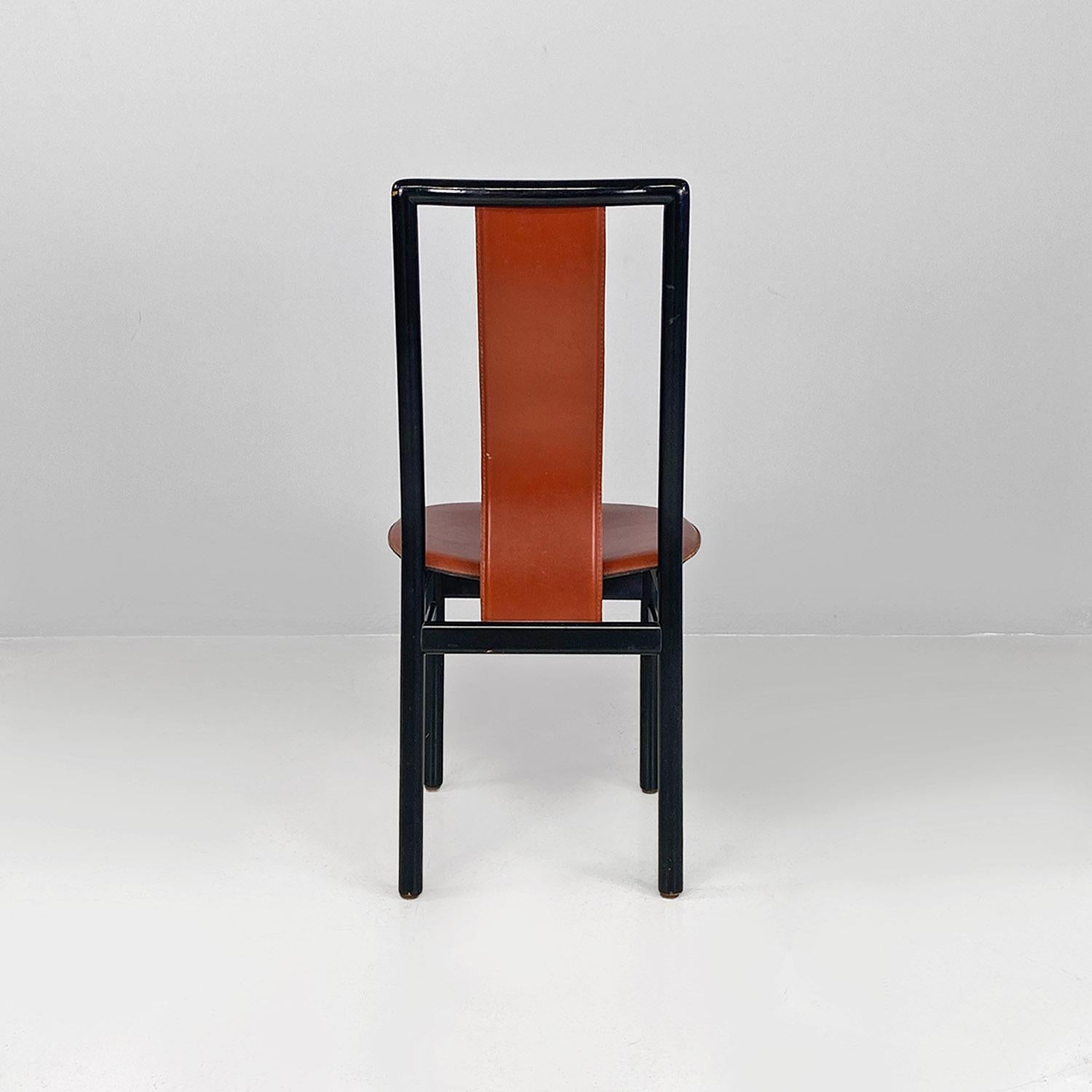 Acier Chaises modernes italiennes en cuir brun et bois noir, 1970 en vente