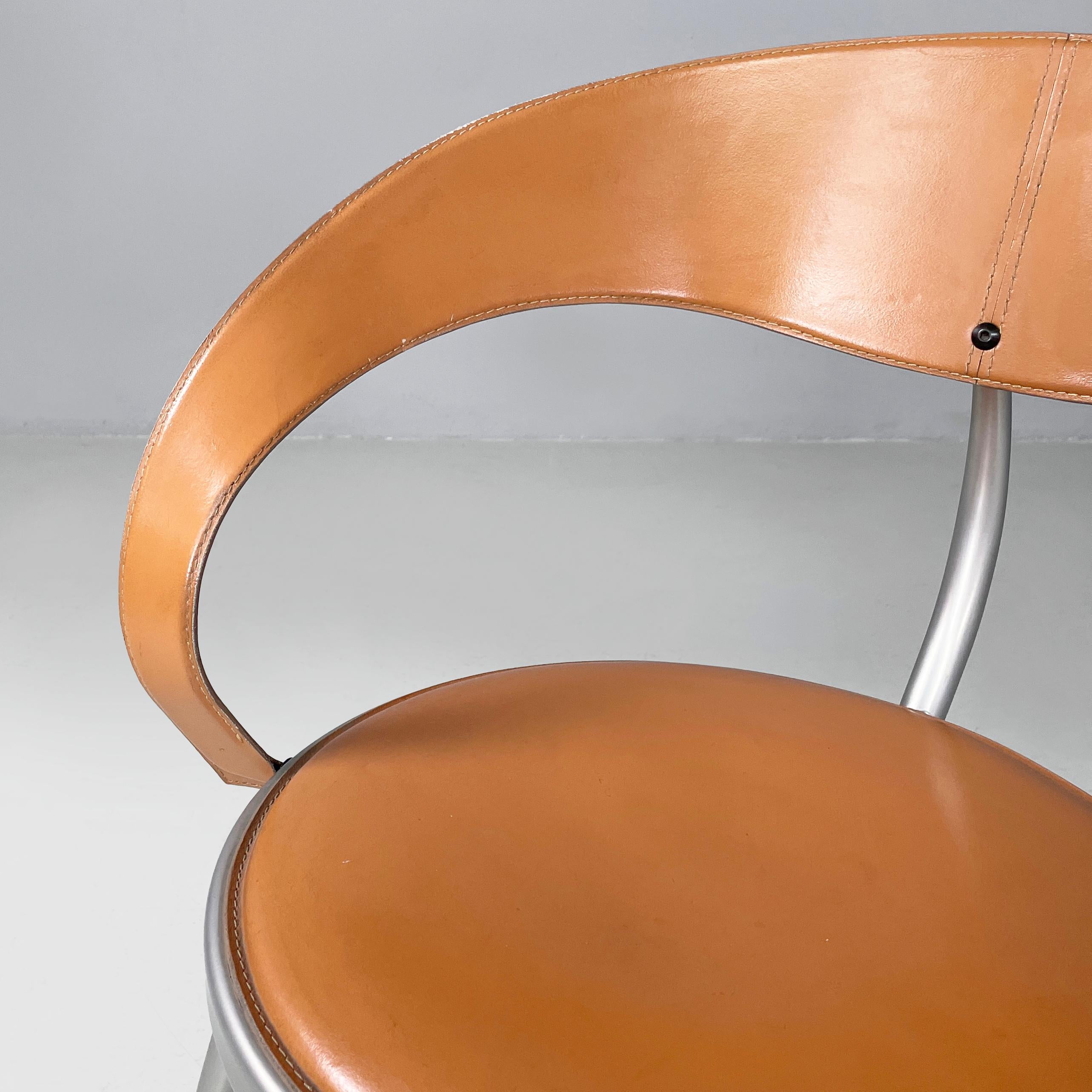 Fine XX secolo Sedie moderne italiane in pelle marrone e metallo di Calligaris, anni '70 in vendita