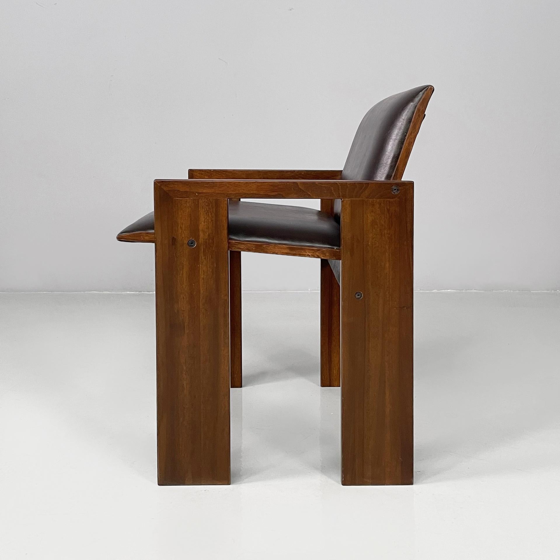 Moderne italienische Stühle aus braunem Leder und Holz von Marco Zanuso für Poggi, 1970er Jahre im Zustand „Relativ gut“ im Angebot in MIlano, IT
