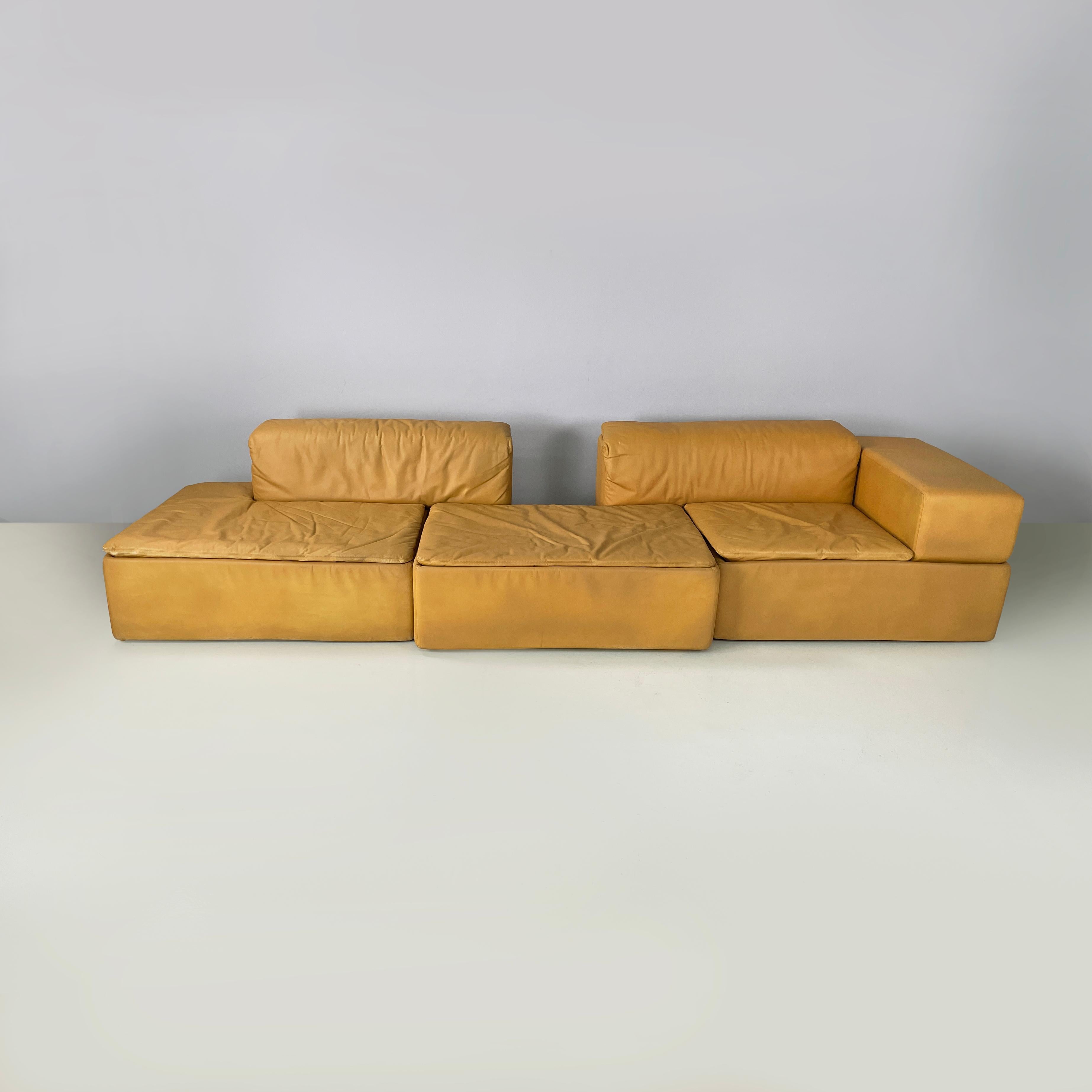 Italian modern Brown leather modular sofa Paione by Salocchi for Sormani, 1970s For Sale 2