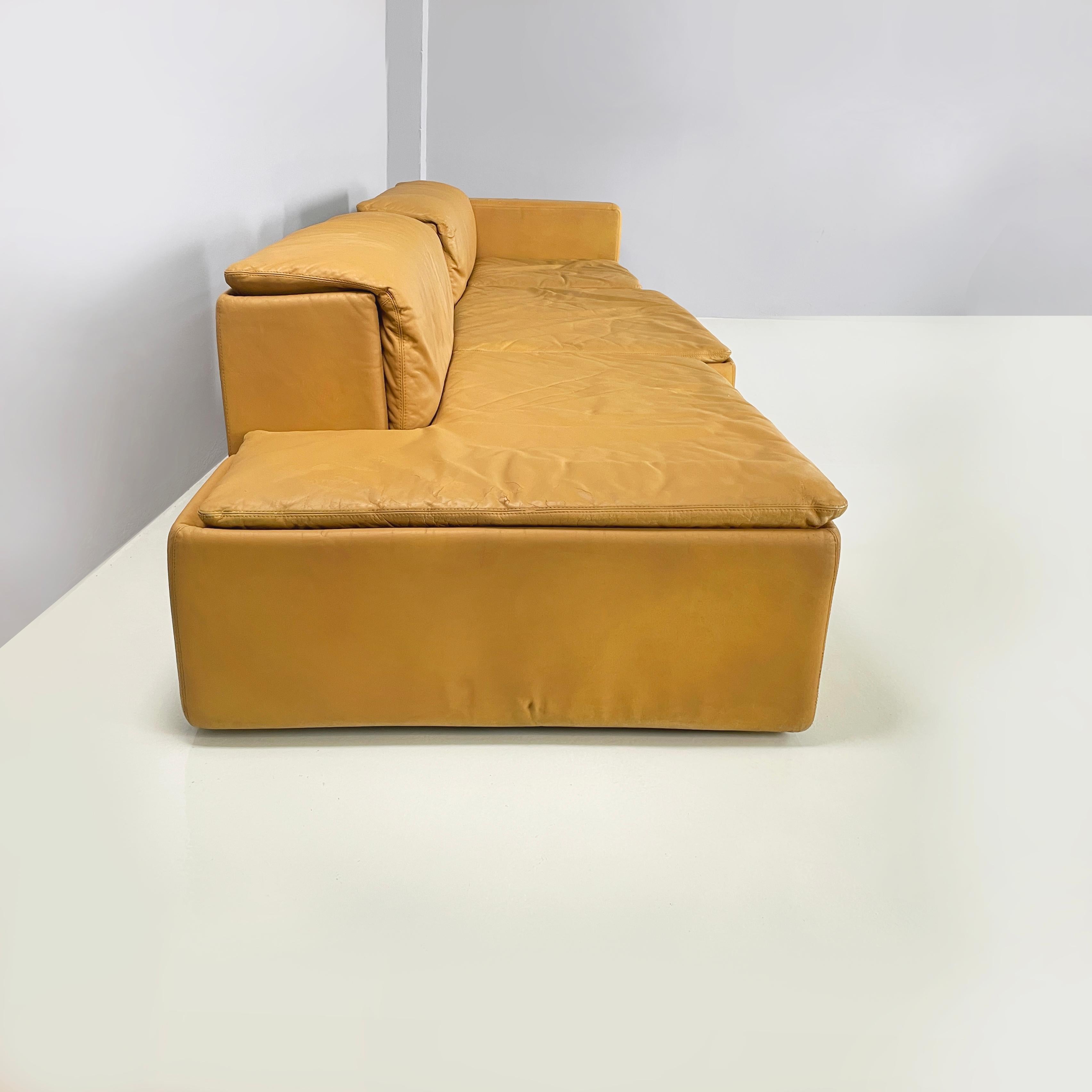 Canapé modulaire italien moderne en cuir Brown Paione par The Moderns pour Sormani, années 1970 en vente 3