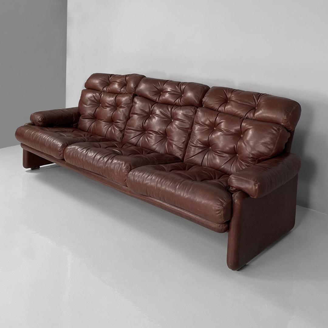 Leather Italian modern brown leather sofa Coronado Afra and Tobia Scarpa for B&B, 1970s For Sale