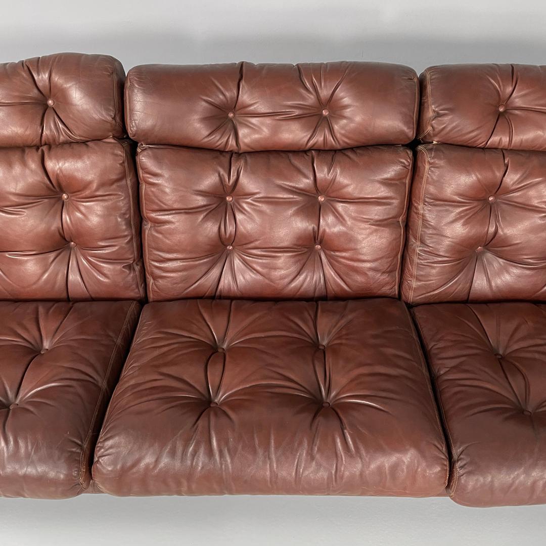 Italian modern brown leather sofa Coronado Afra and Tobia Scarpa for B&B, 1970s For Sale 2