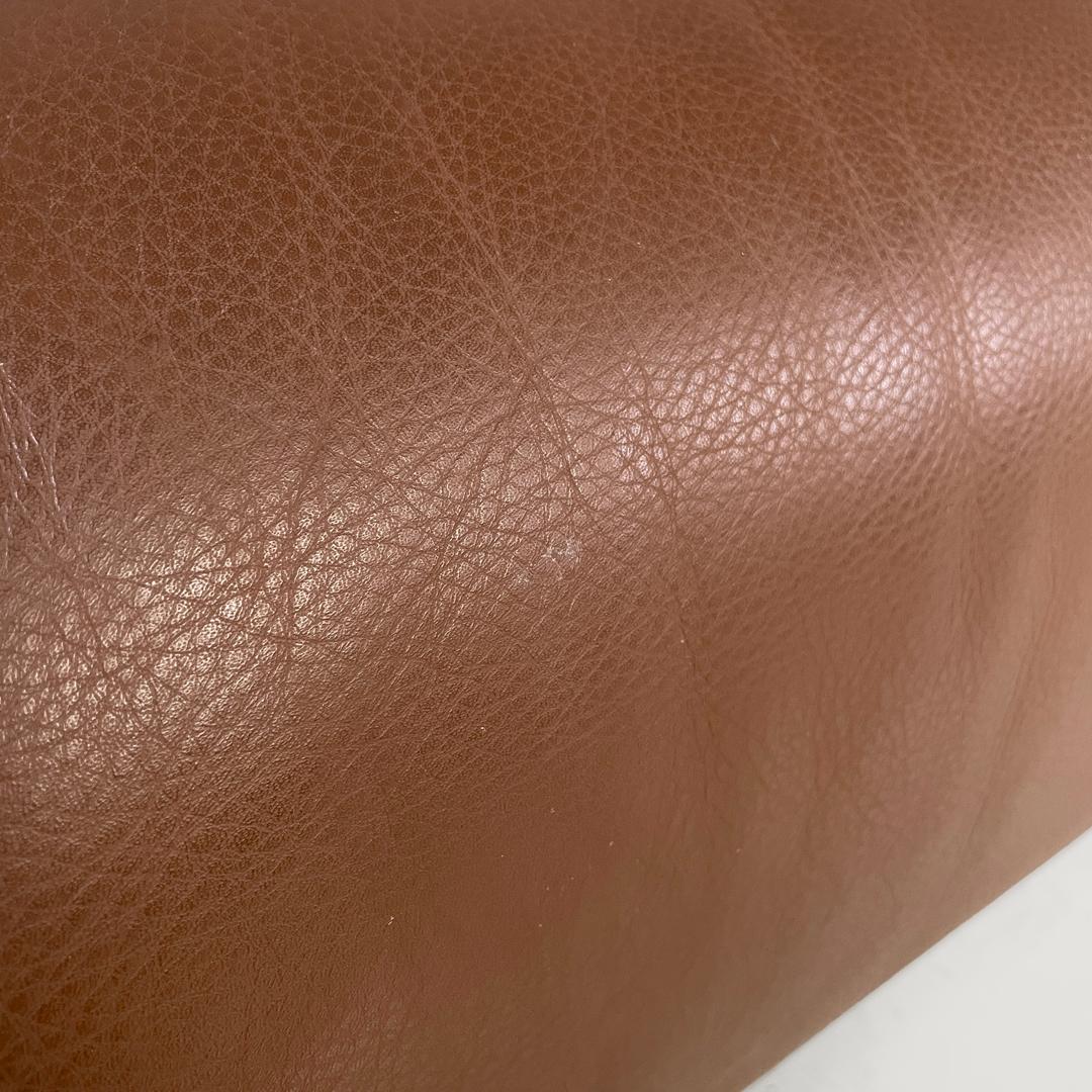 Italienisches modernes braunes Ledersofa Sesann Gianfranco Frattini für Cassina, 1970er Jahre im Angebot 8