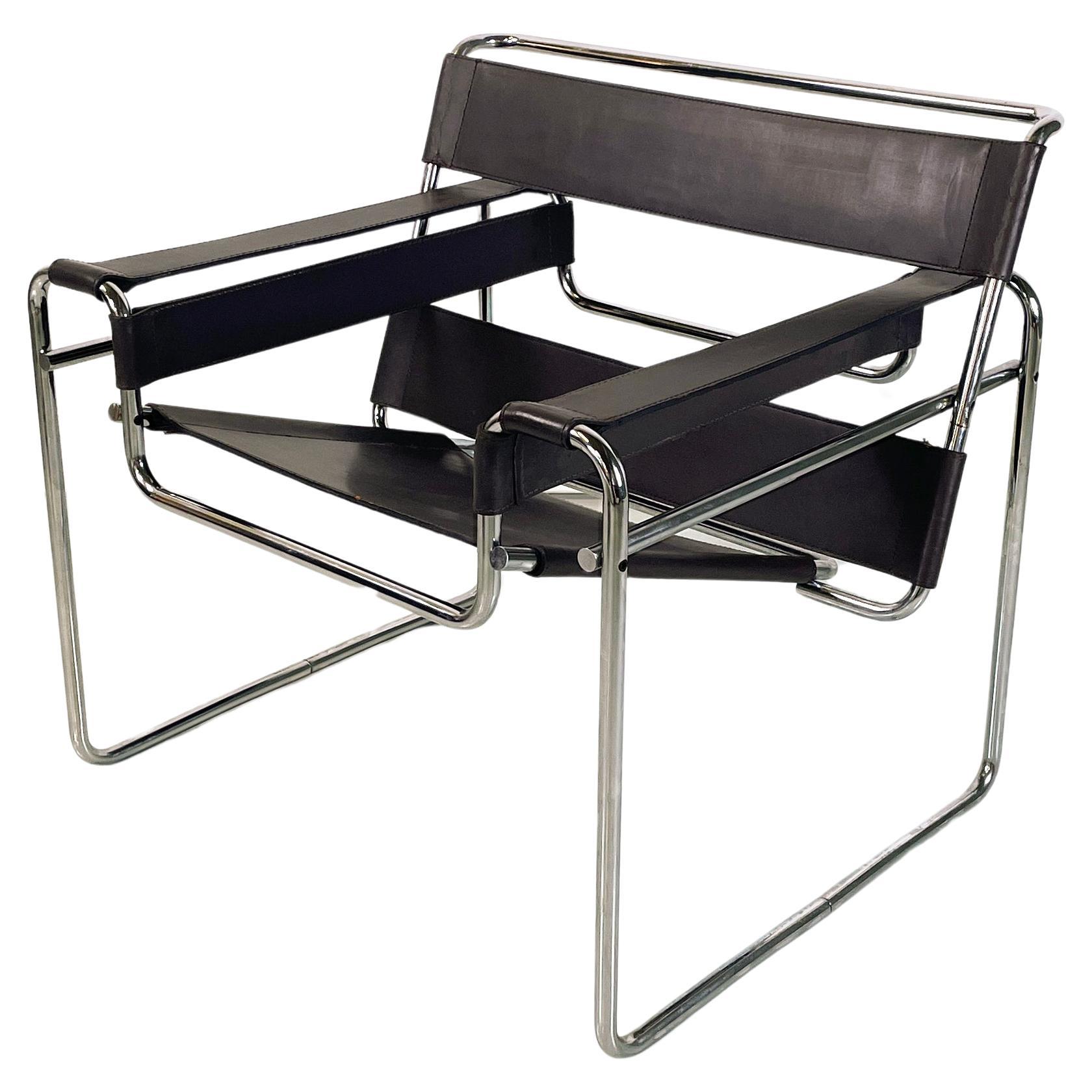 Fauteuil moderne italien en acier et cuir brun Wassily par Breuer pour Gavina, 1970 en vente