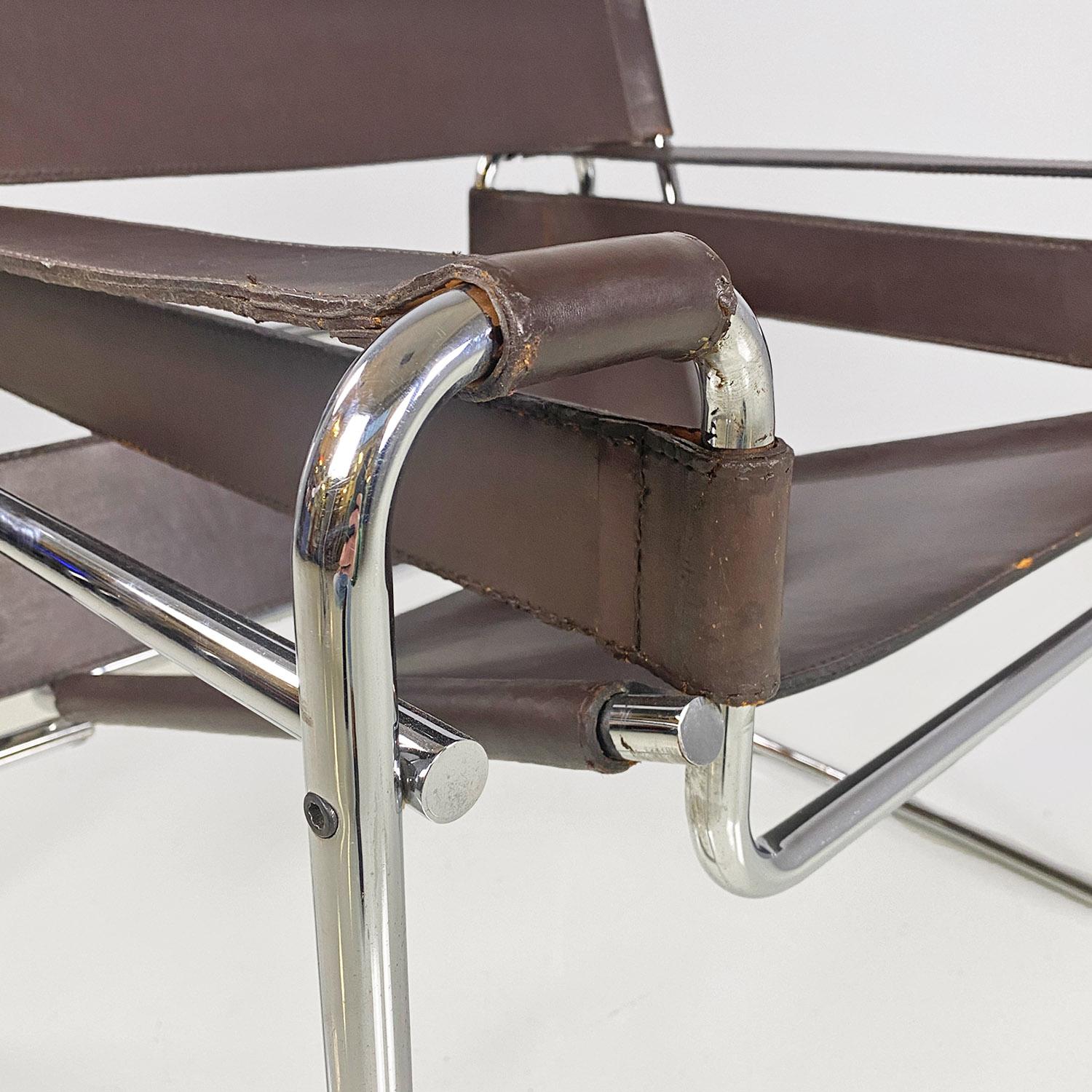 Italian modern brown leather Wassily armchair by Marcel Breuer for Gavina, 1970s For Sale 6