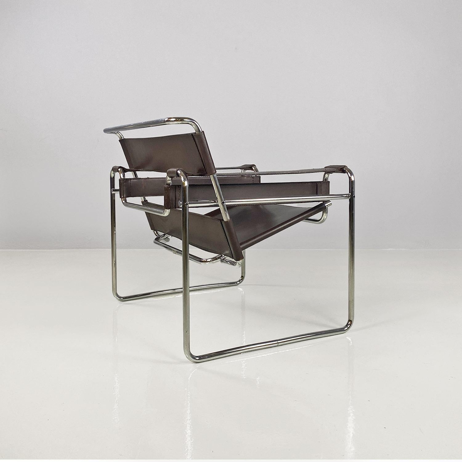 Steel Italian modern brown leather Wassily armchair by Marcel Breuer for Gavina, 1970s For Sale