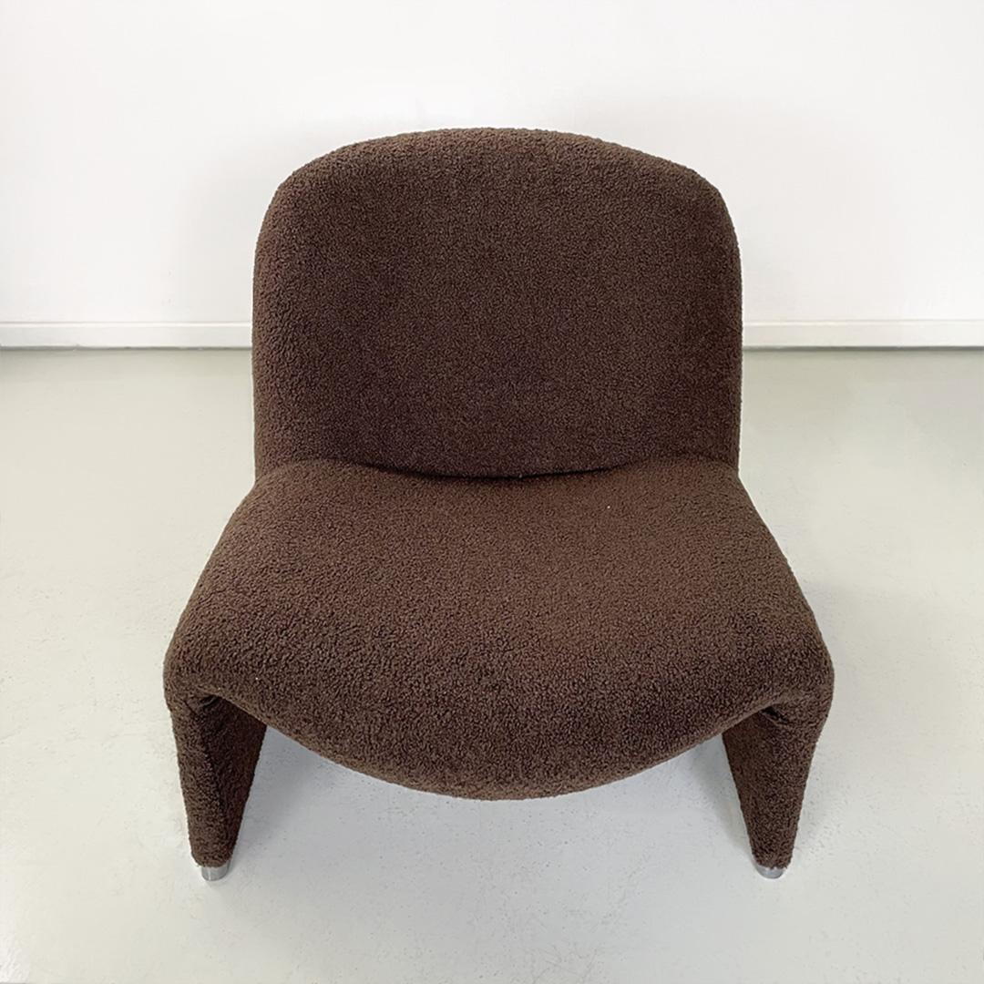 Italian modern brown teddy Alky armchairs by Piretti for Anonima Castelli, 1970s For Sale 1