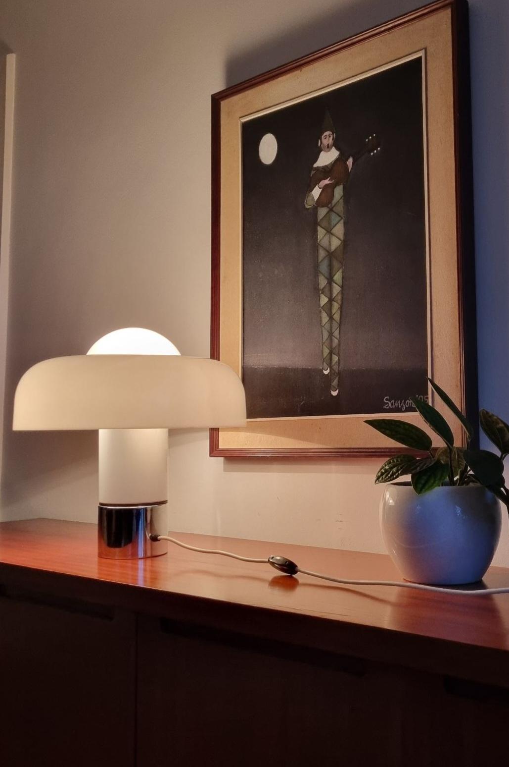 Italian Modern Brumbury Table Lamp by Luigi Massoni for Guzzini, Italy 70s For Sale 3