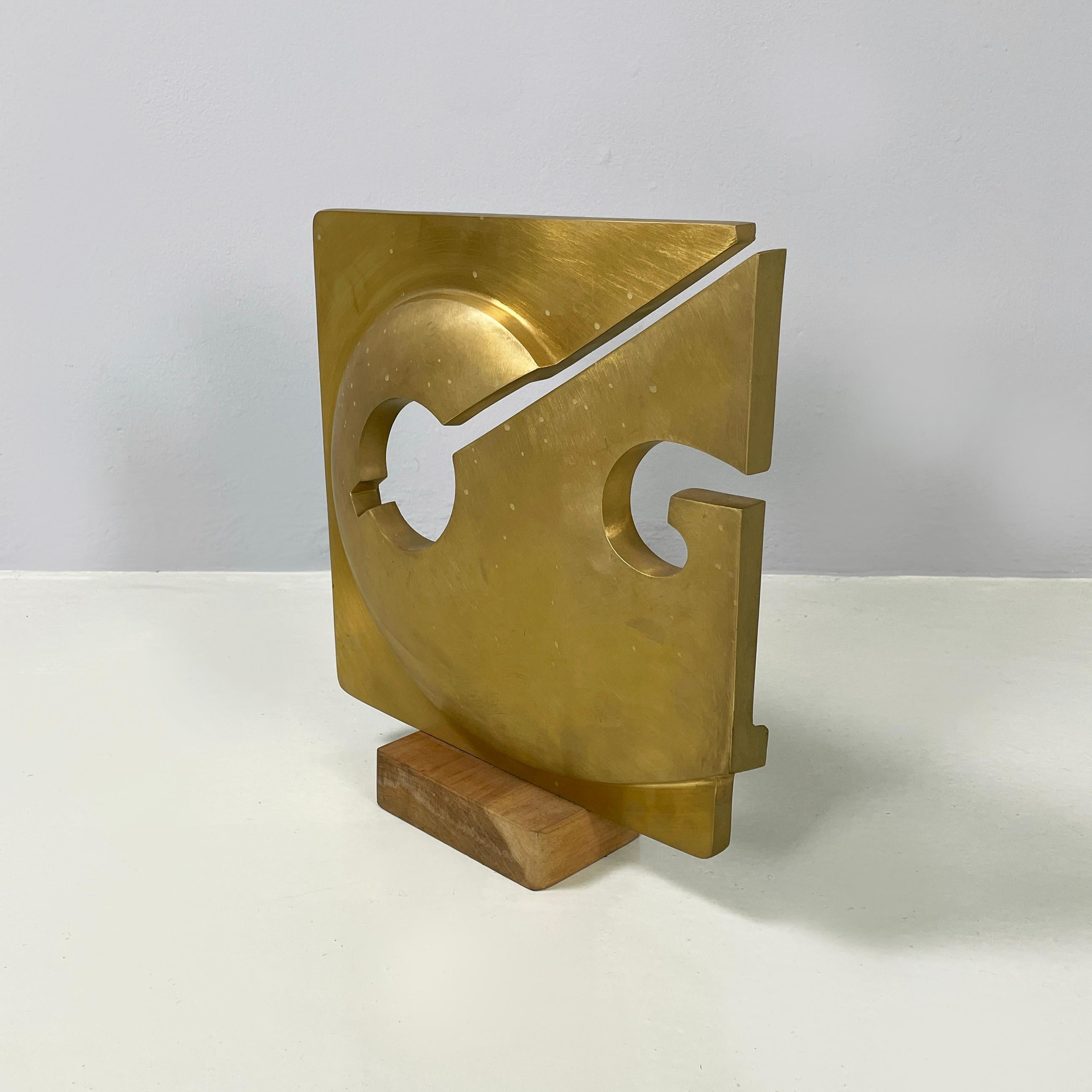 Brutalist Italian modern brutalist Brass sculpture by Edmondo Cirillo, 1970s For Sale