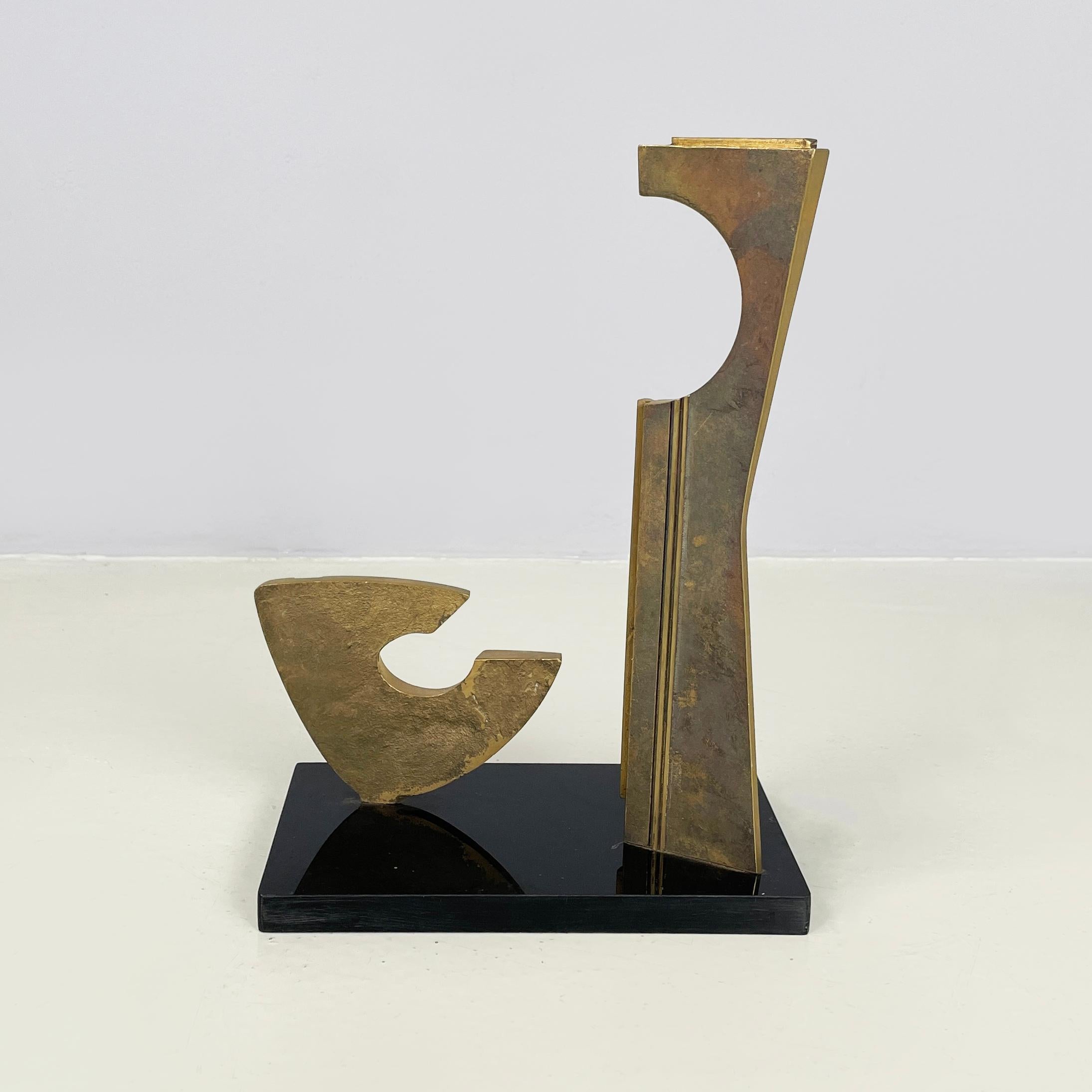 Italiano Sculture in ottone in stile Brutalista moderno italiano di Edmondo Cirillo, 1982 in vendita