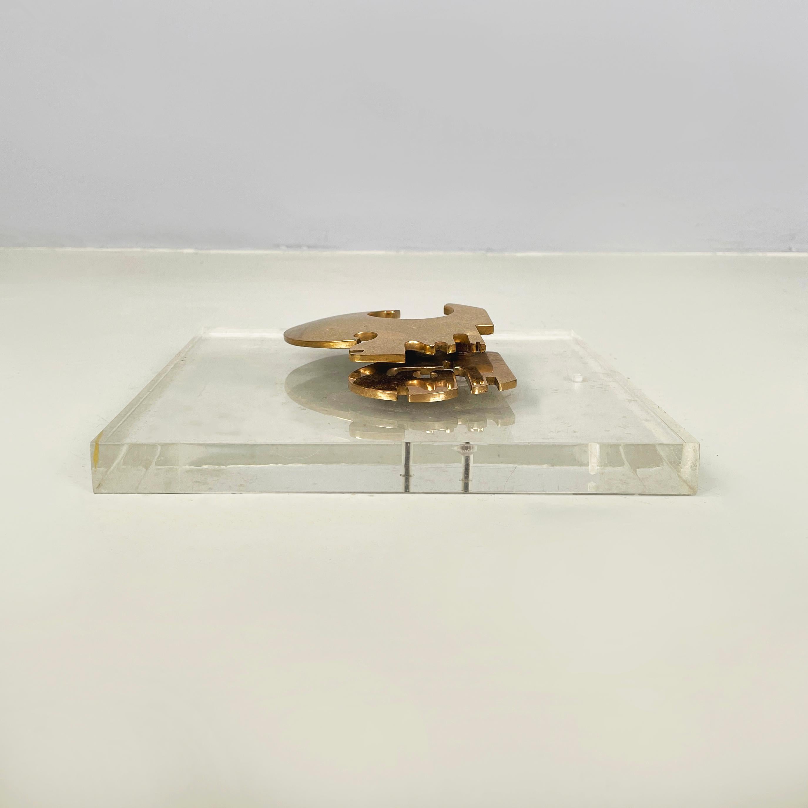 Late 20th Century Italian modern Brutalist style Bronze sculpture by Edmondo Cirillo, 1970s For Sale