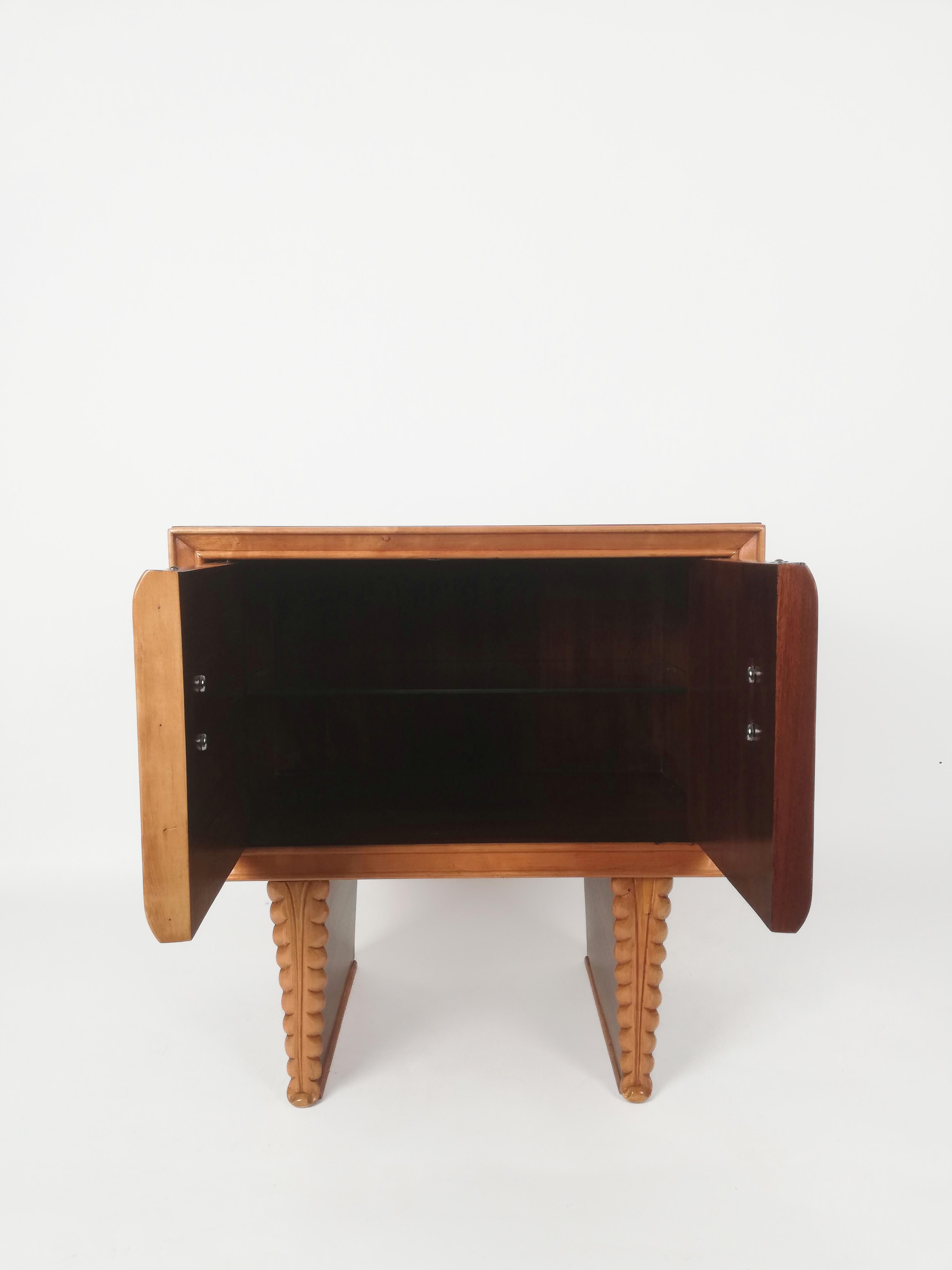 Italian Modern Burled Walnut Bedside Tables in the Style of Paolo Buffa  4