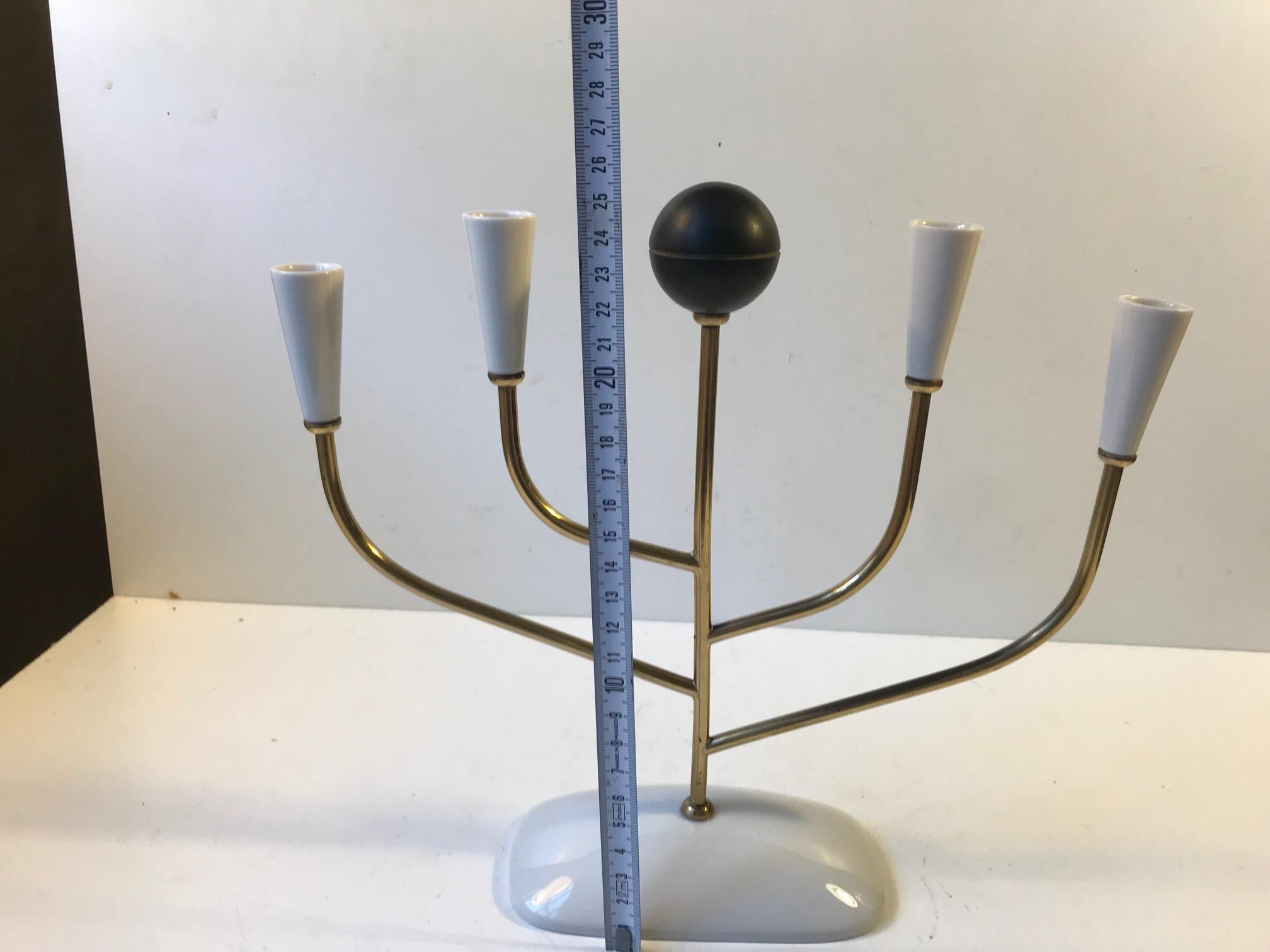 Italian Modern Candleholder in Porcelain and Brass For Sale 1