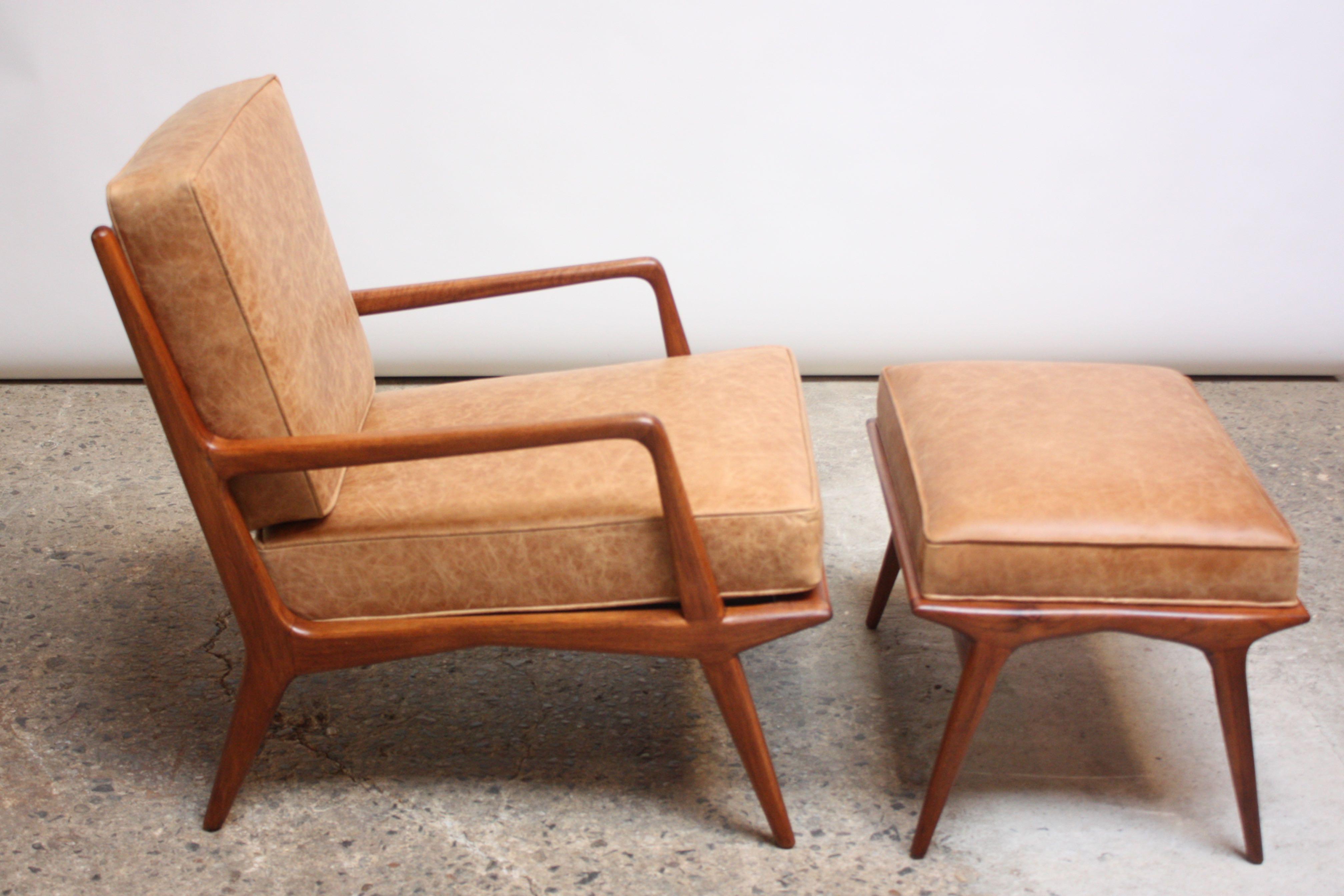Chaise Longue et Pouf Carlo de Carli en Noyer et Cuir de Style Italien Moderne Bon état - En vente à Brooklyn, NY