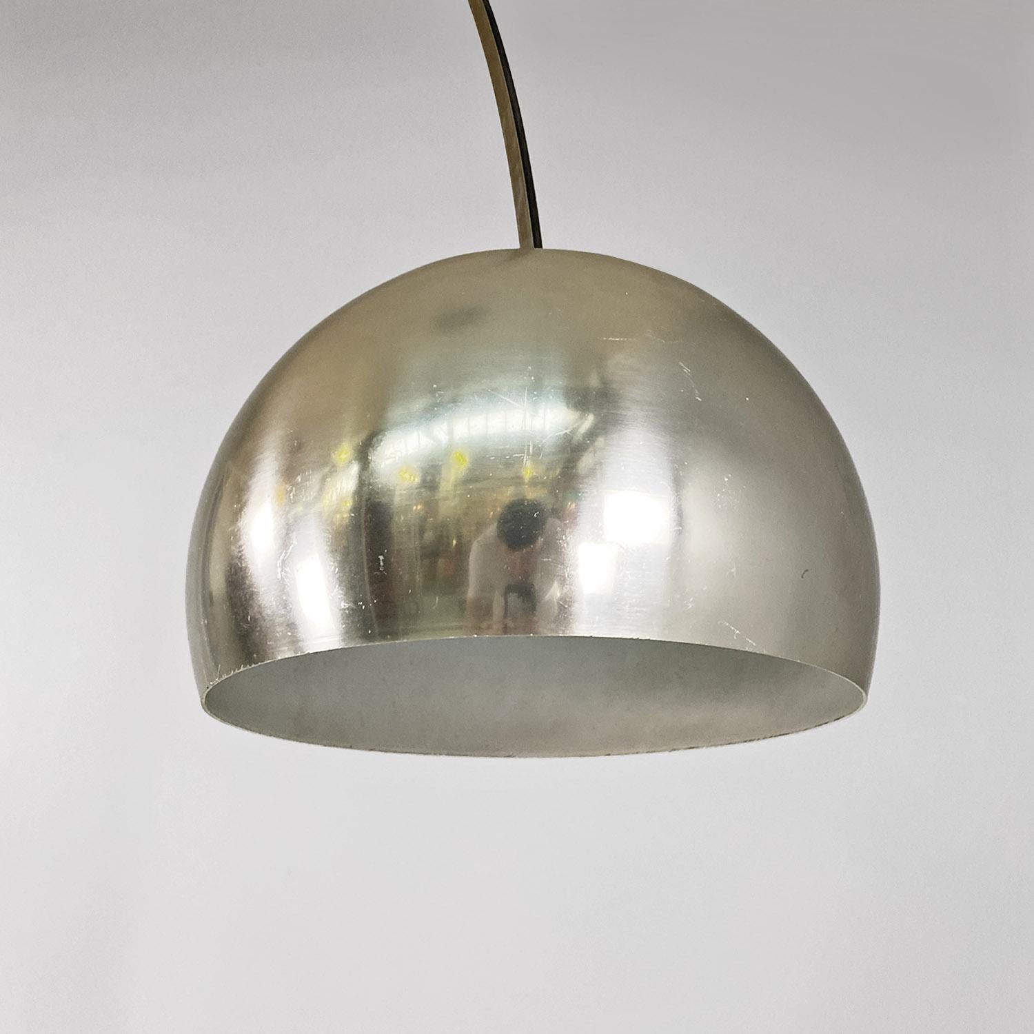 Moderne italienische Stehleuchte Arco aus Carrara-Marmor und Metall von Castiglioni's, Flos 1962 im Angebot 2