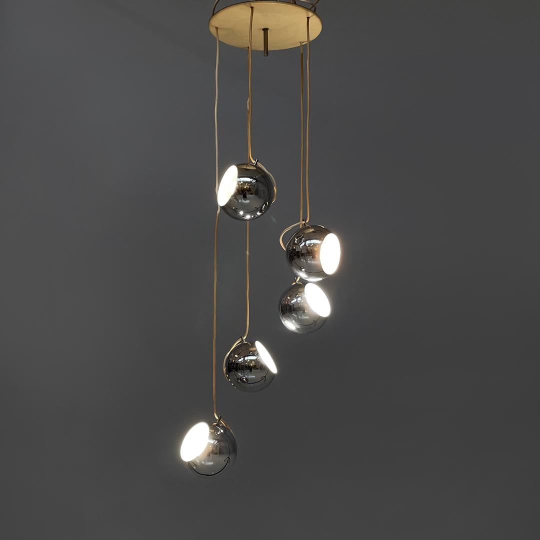 Modern Italian modern cascade chandelier with chromed metal spheres, 1970s For Sale