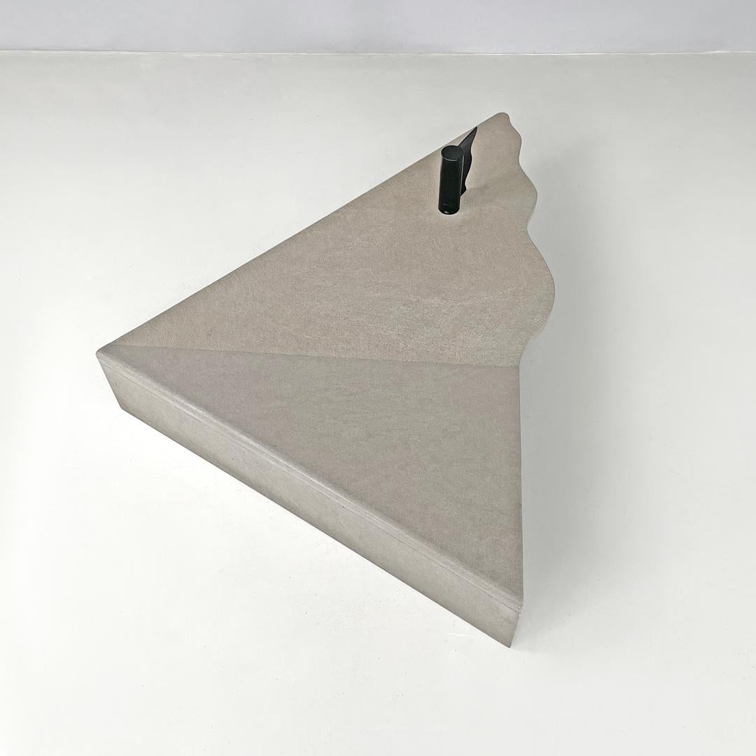 Italian modern cement and black metal wavy triangular coffee table, 1980s For Sale 4