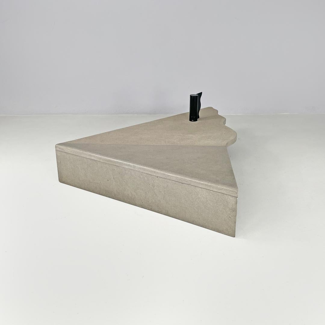Italian modern cement and black metal wavy triangular coffee table, 1980s For Sale 1