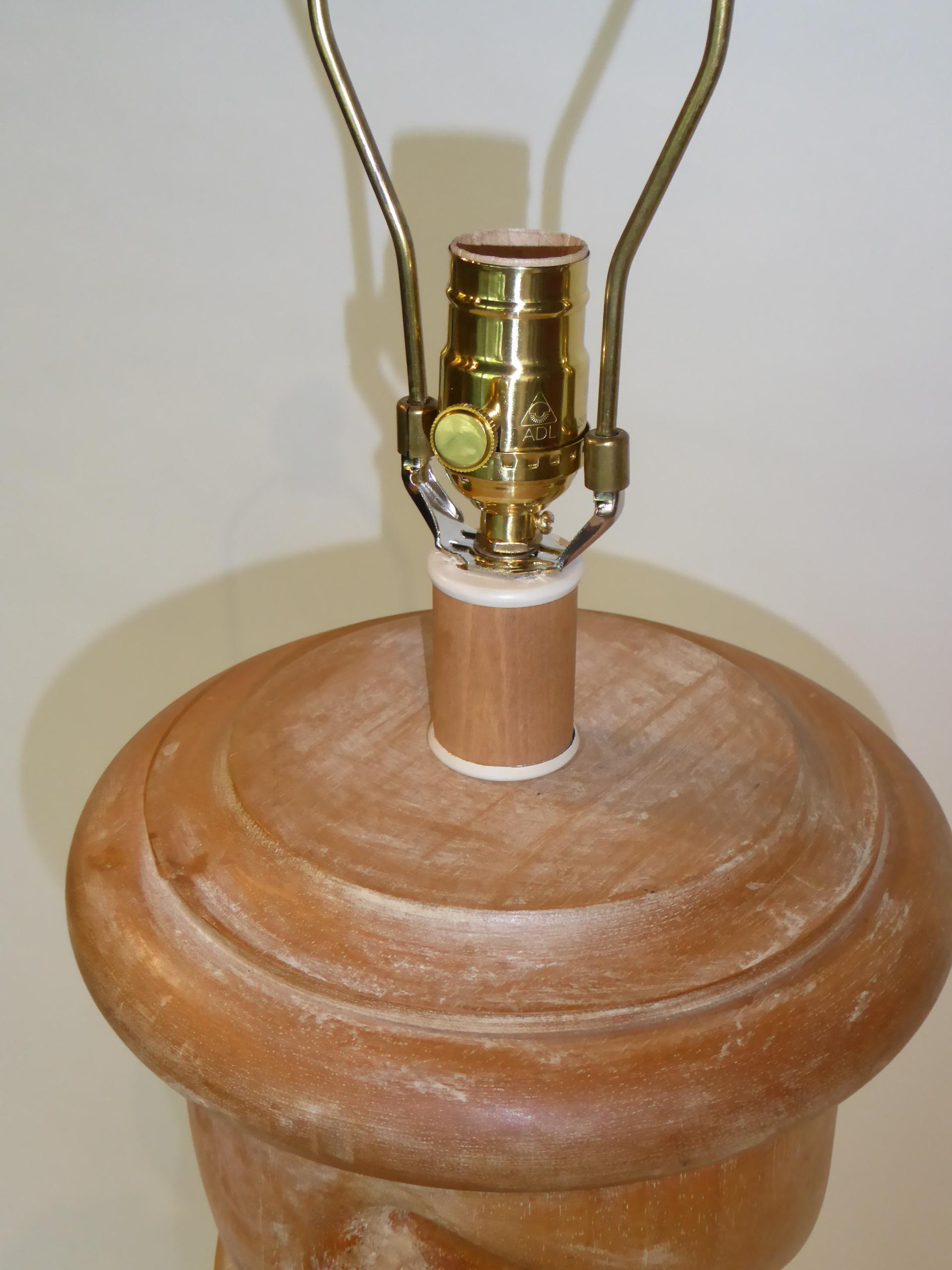 Italian Modern Cerused Oak Barley Twist Columnar Floor Lamp 1960s In Good Condition In Miami, FL