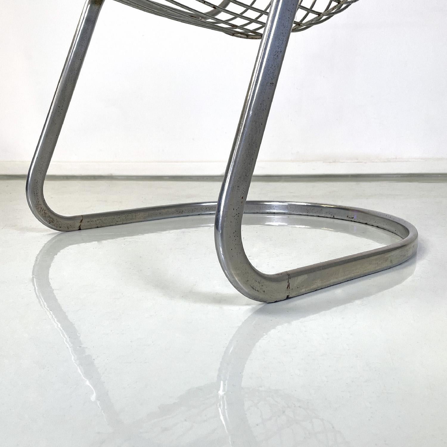 Italian modern chair in curved tubular chromed steel, 1970s For Sale 5