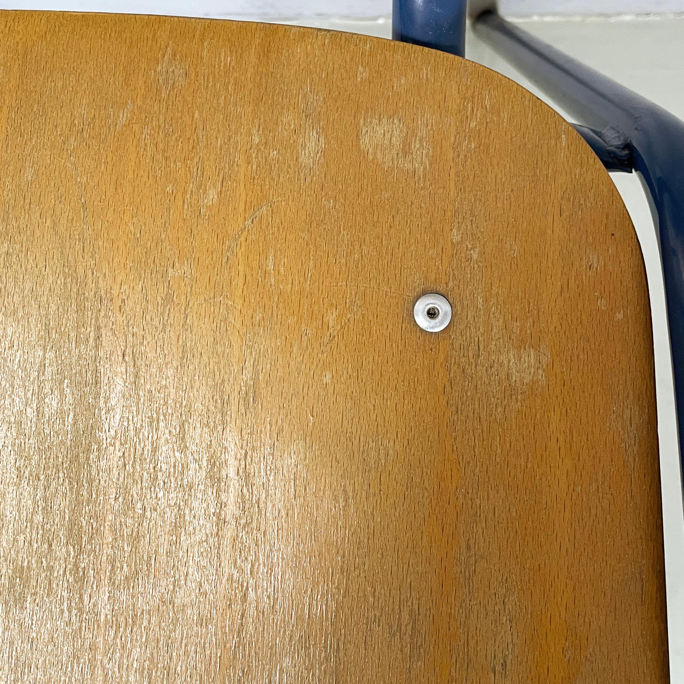 Italian modern Chair in wood and blue metal, 1970s For Sale 2