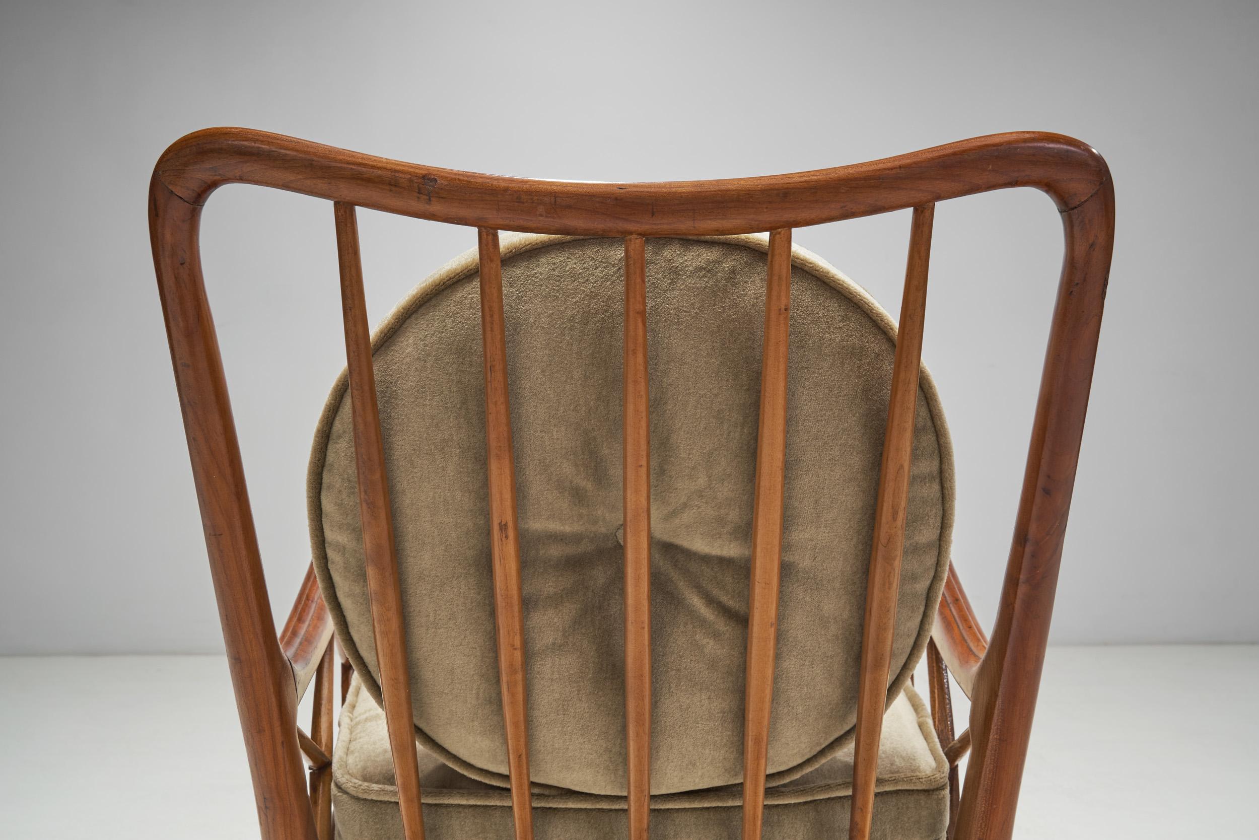 Italian Modern Lounge Chair Attributed to Paolo Buffa, Italy 1940s 1