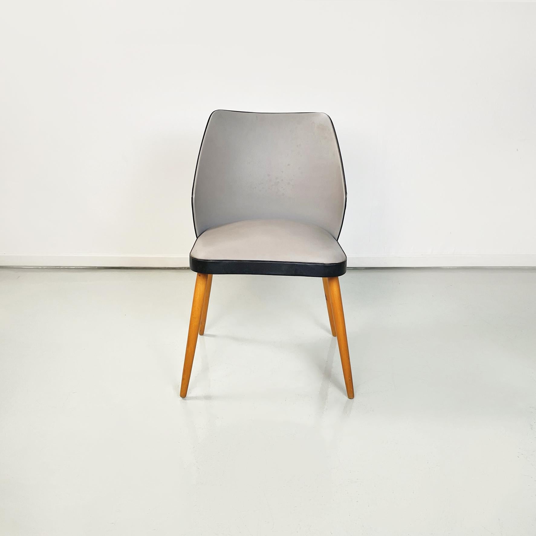 Moderne italienische Stühle aus schwarzem und grauem Leder und Holz, 1980er Jahre (Italienisch) im Angebot