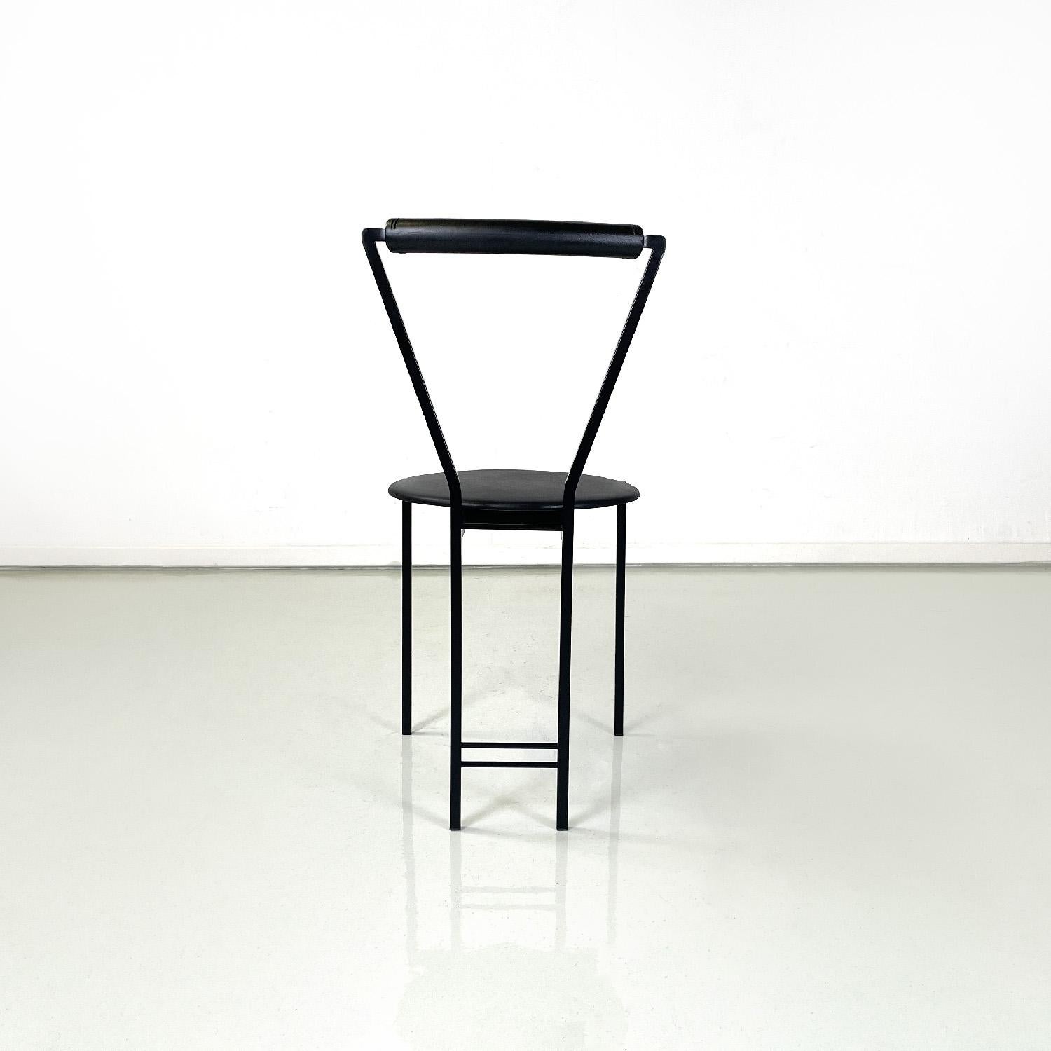 Metal Italian modern chairs in black metal and rubber, 1980s For Sale