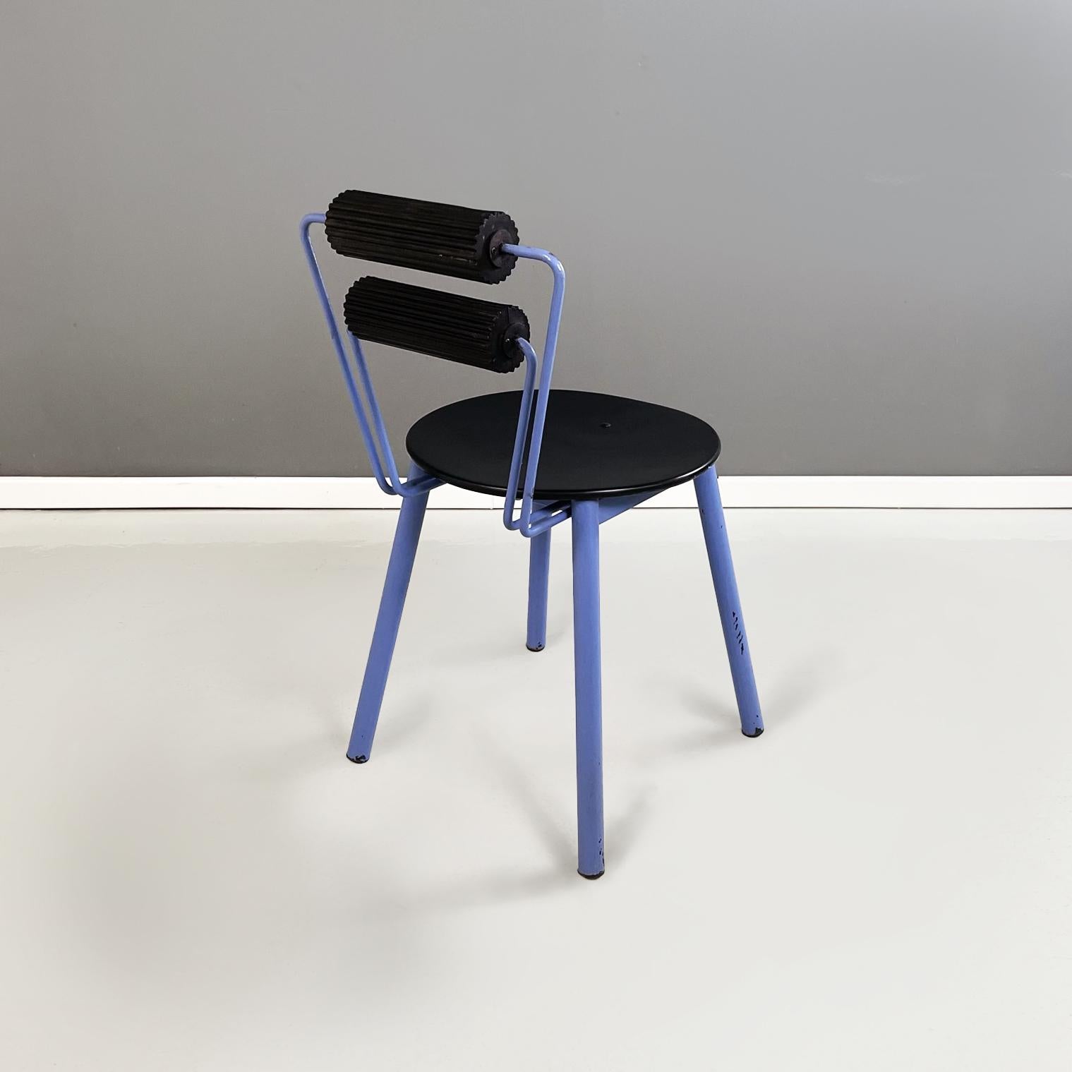 Late 20th Century Italian modern Chairs in blue metal, black wood and black rubber, 1980s For Sale