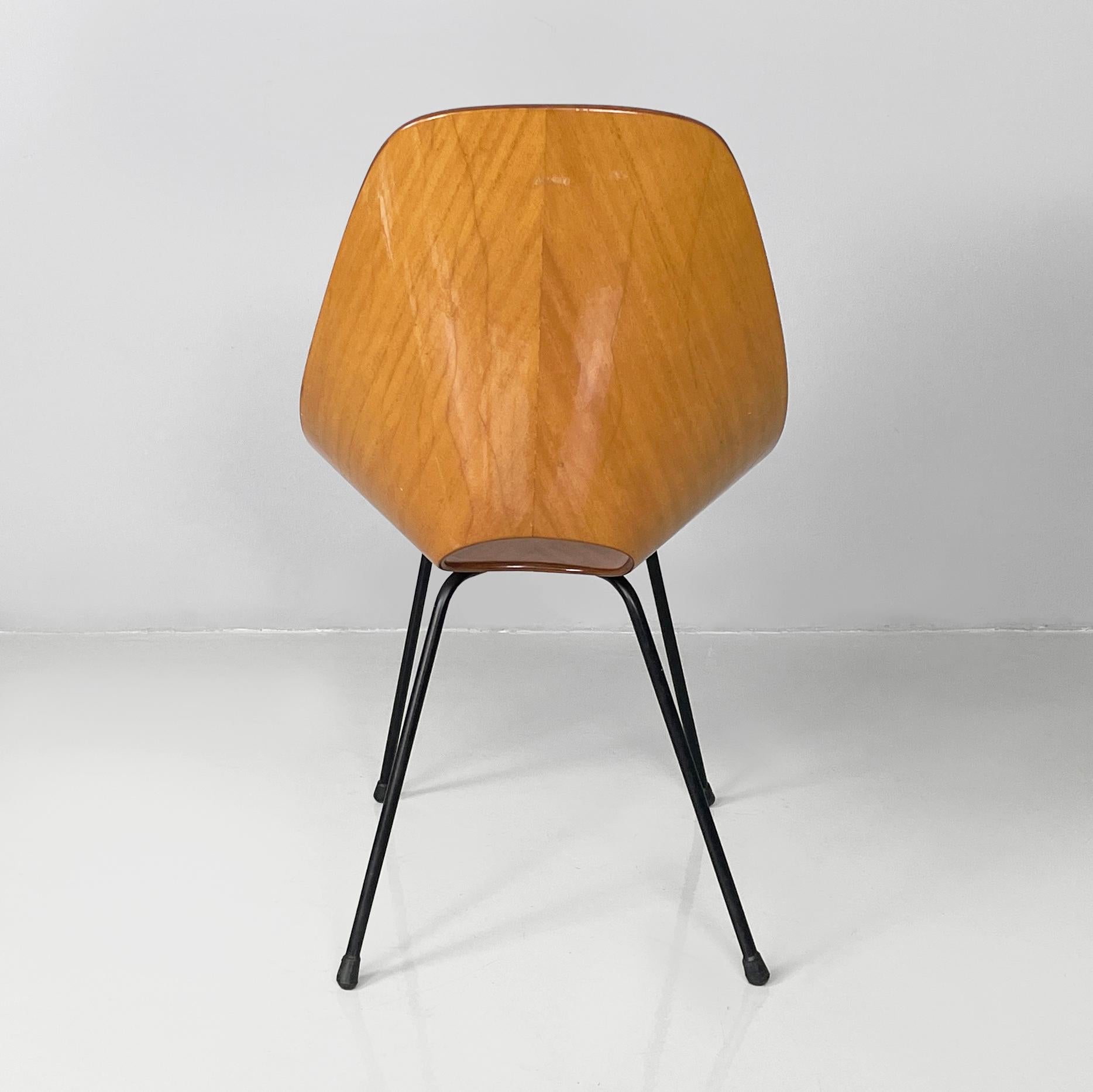 Italian modern chairs Medea by Vittorio Nobili for Fratelli Tagliabue, 1960s In Good Condition For Sale In MIlano, IT