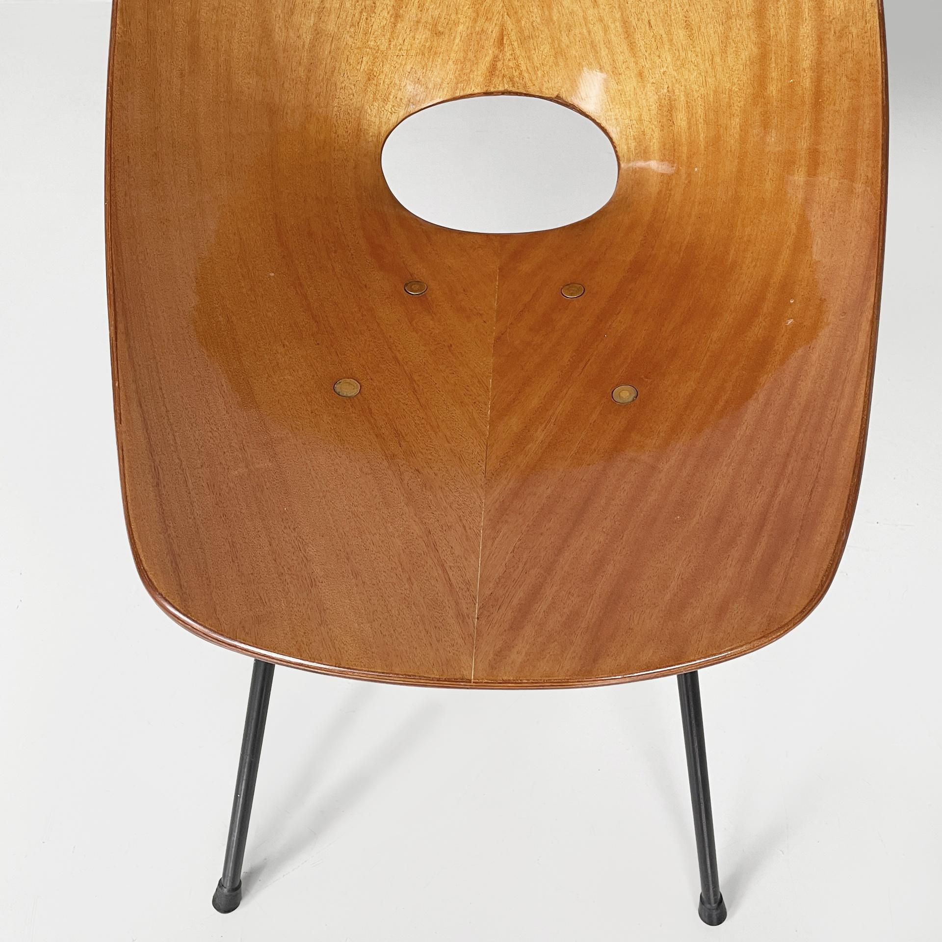 Italian modern chairs Medea by Vittorio Nobili for Fratelli Tagliabue, 1960s For Sale 3