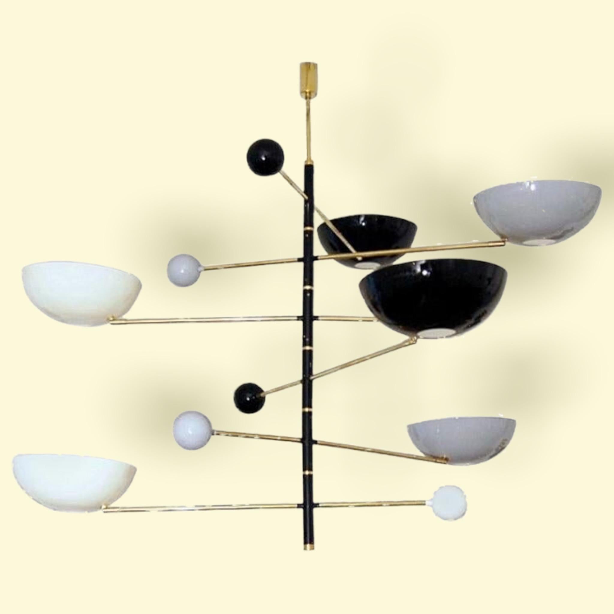 Lampadario moderno in ottone e smalto di Fabio LTD in vendita 5