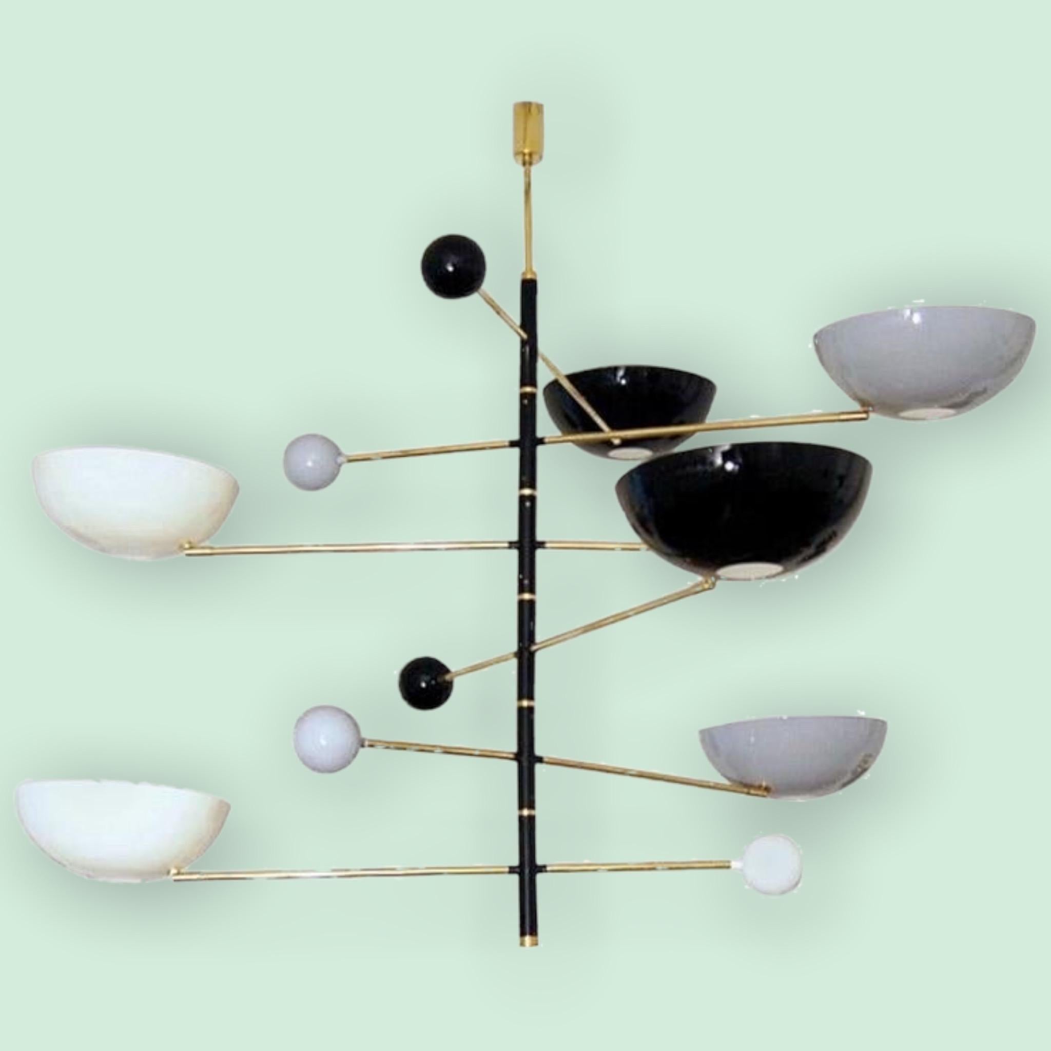 Lampadario moderno in ottone e smalto di Fabio LTD in vendita 6