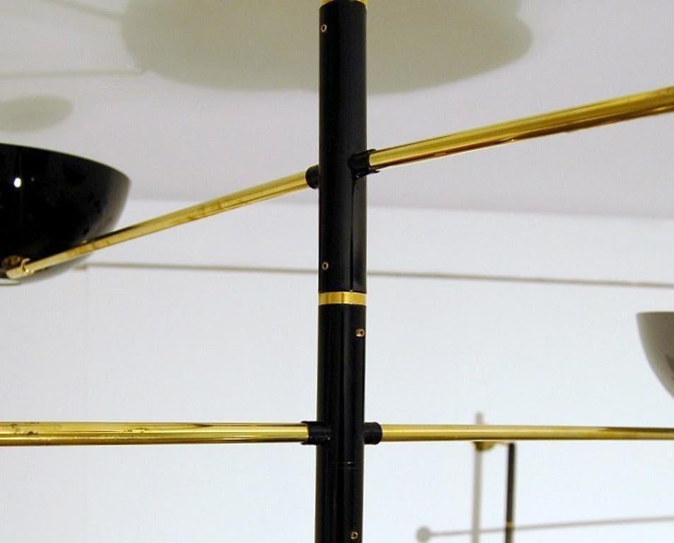 Lampadario moderno in ottone e smalto di Fabio LTD in vendita 1