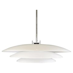 Italian modern Chandelier in opaline glass and chromed metal, 1980s