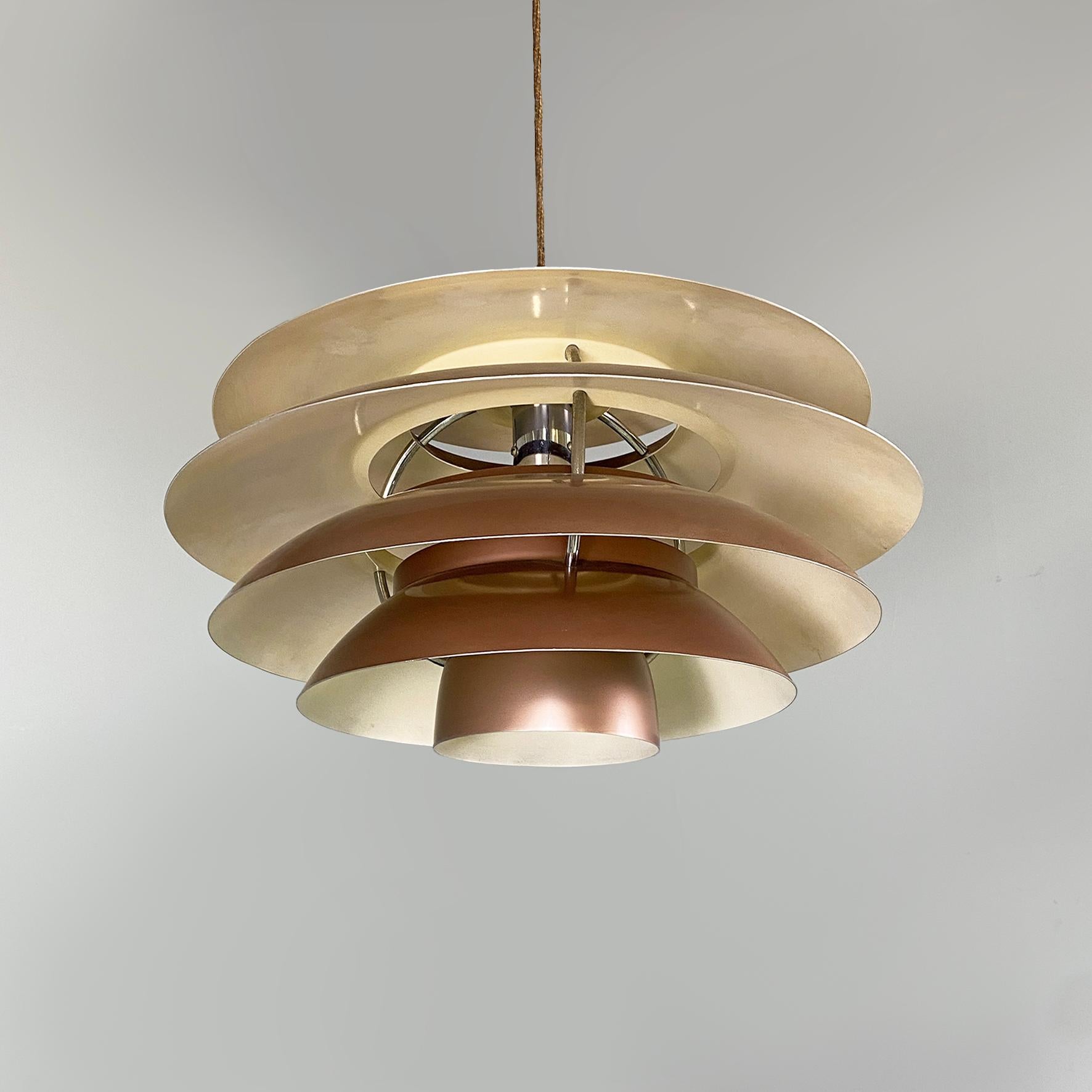 Mid-20th Century Italian modern chandelier mod. 1262 by Stilnovo in metal and copper color, 1960s For Sale