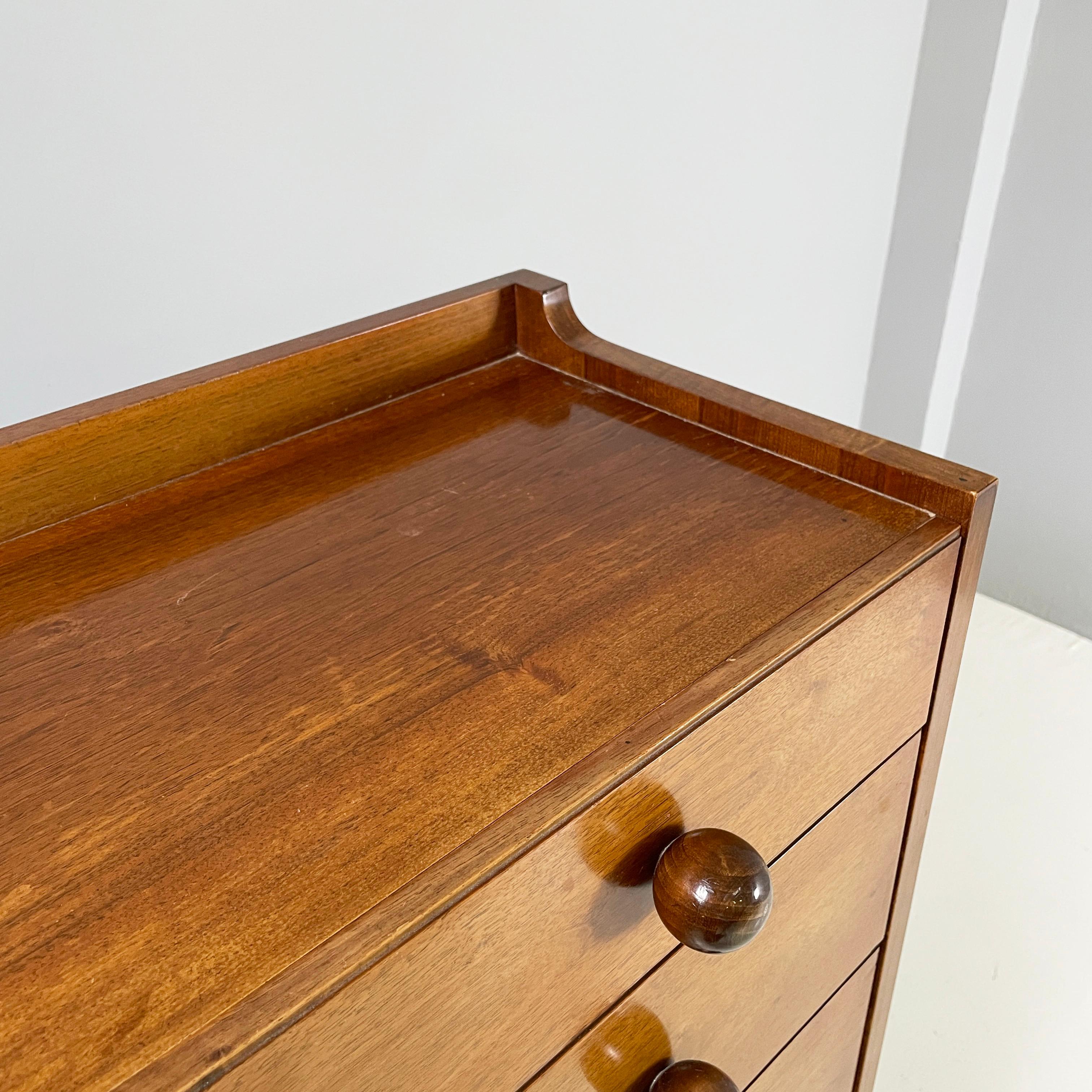 Italian modern Chest of drawers in wood with spherical handle, 1980s For Sale 4