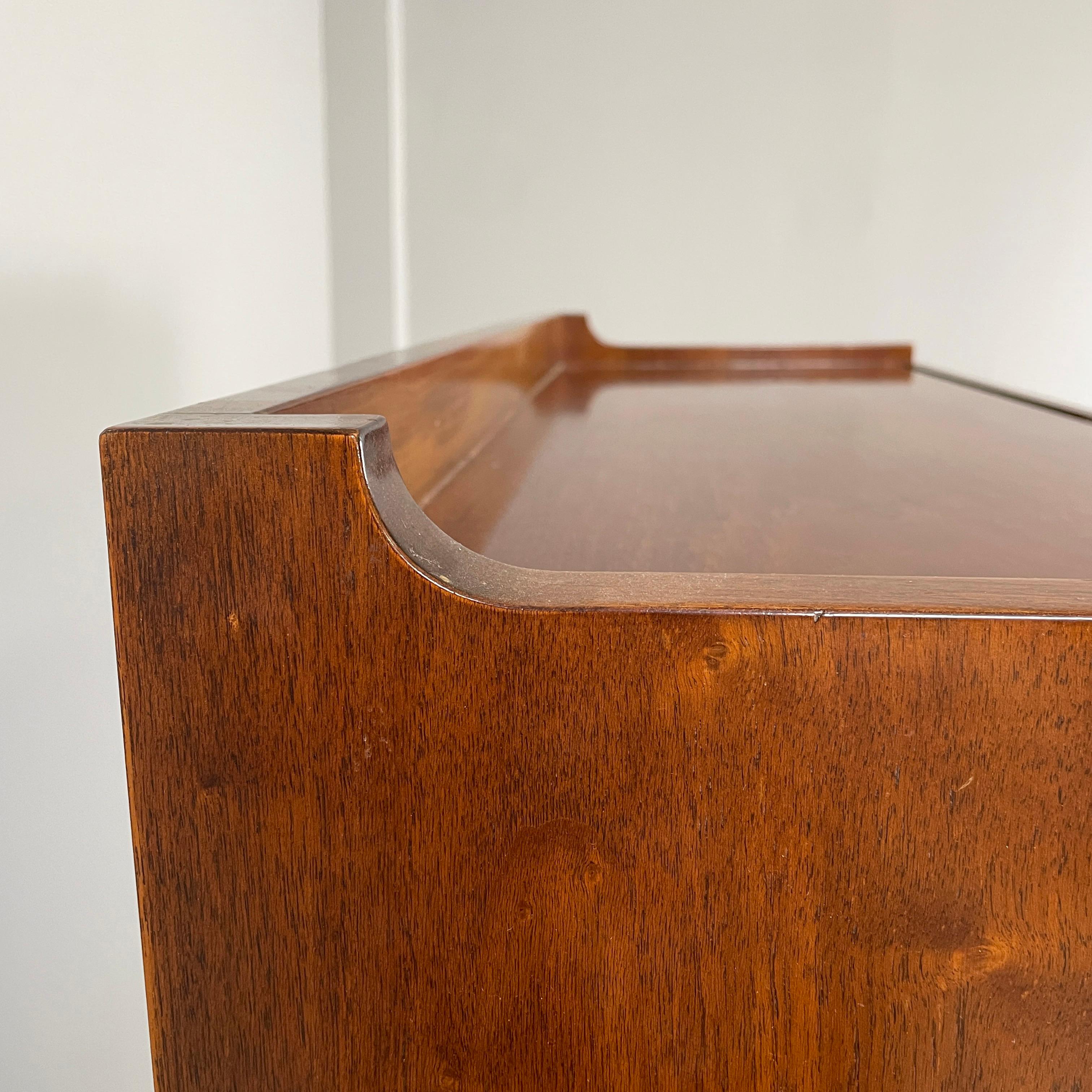Italian modern Chest of drawers in wood with spherical handle, 1980s For Sale 6