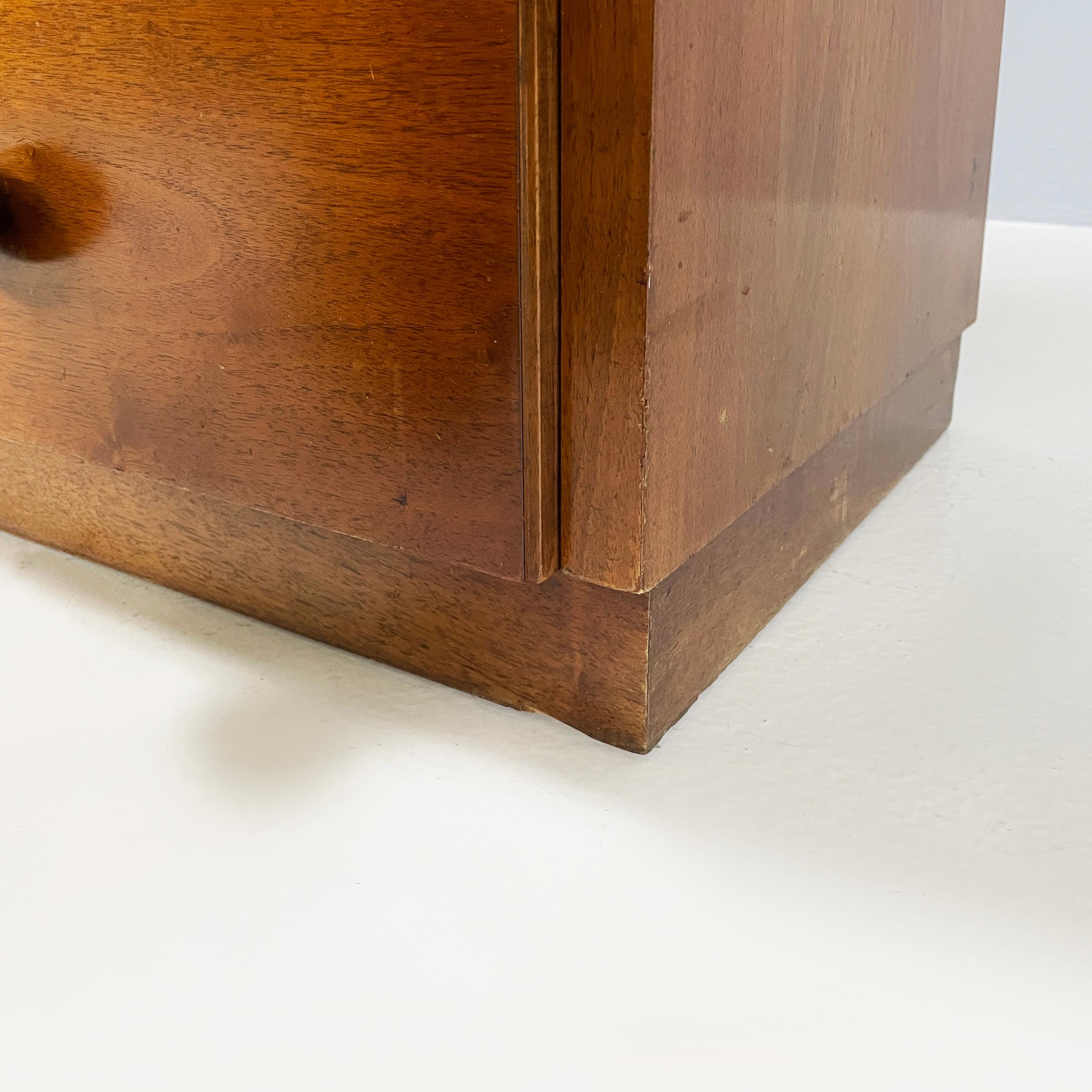 Italian modern Chest of drawers in wood with spherical handle, 1980s For Sale 10