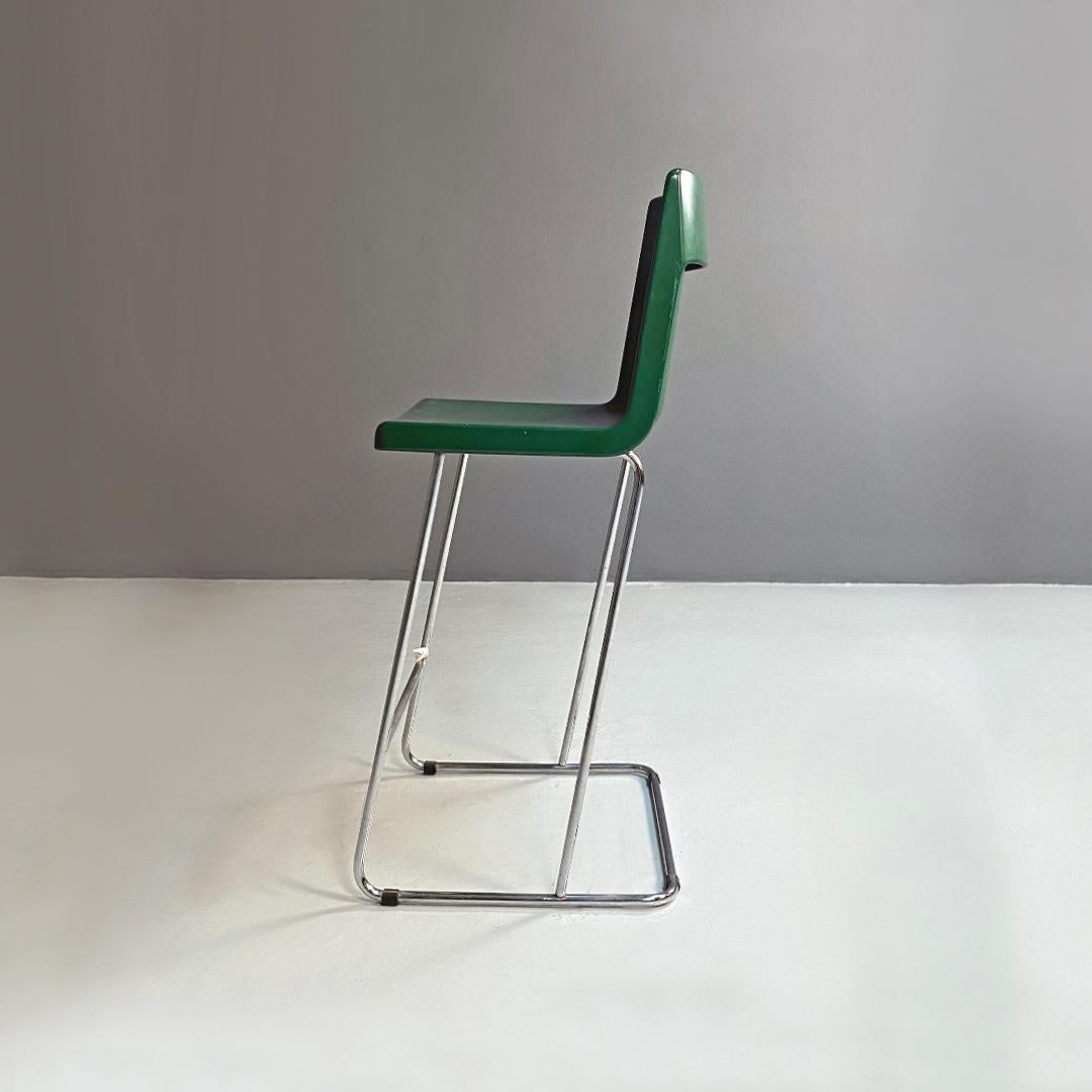 Italian modern chromed metal and green wood high stools, 1980s In Good Condition In MIlano, IT