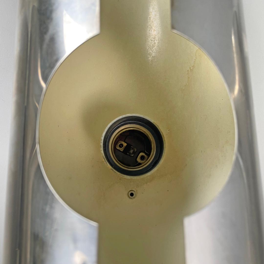 Lampade da parete cilindriche moderne italiane in metallo cromato e bianco, anni '70 in vendita 6