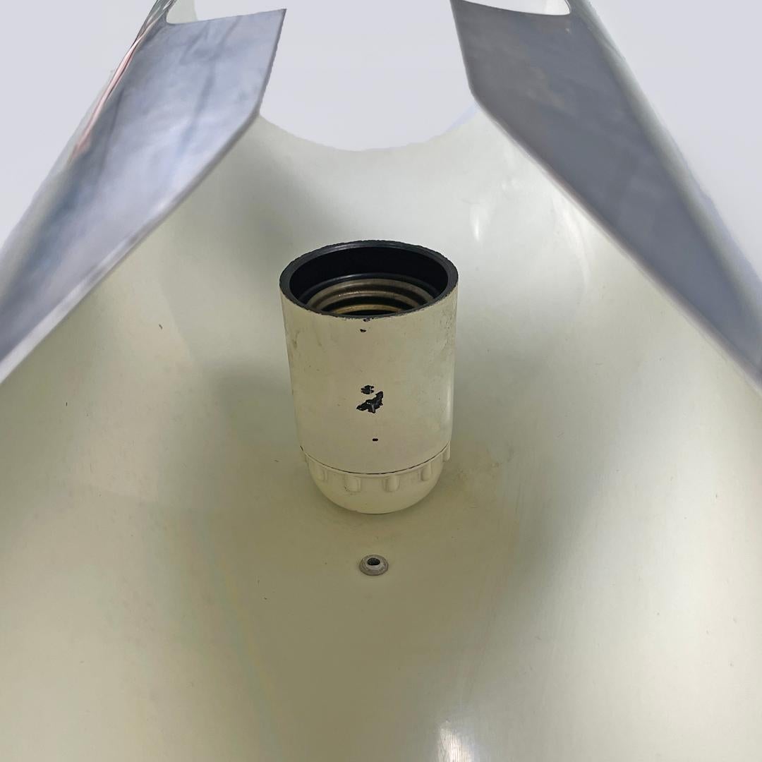 Italian modern chromed metal and white cylindrical wall lamps, 1970s For Sale 8