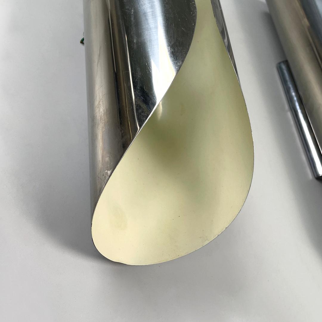 Italian modern chromed metal and white cylindrical wall lamps, 1970s For Sale 11