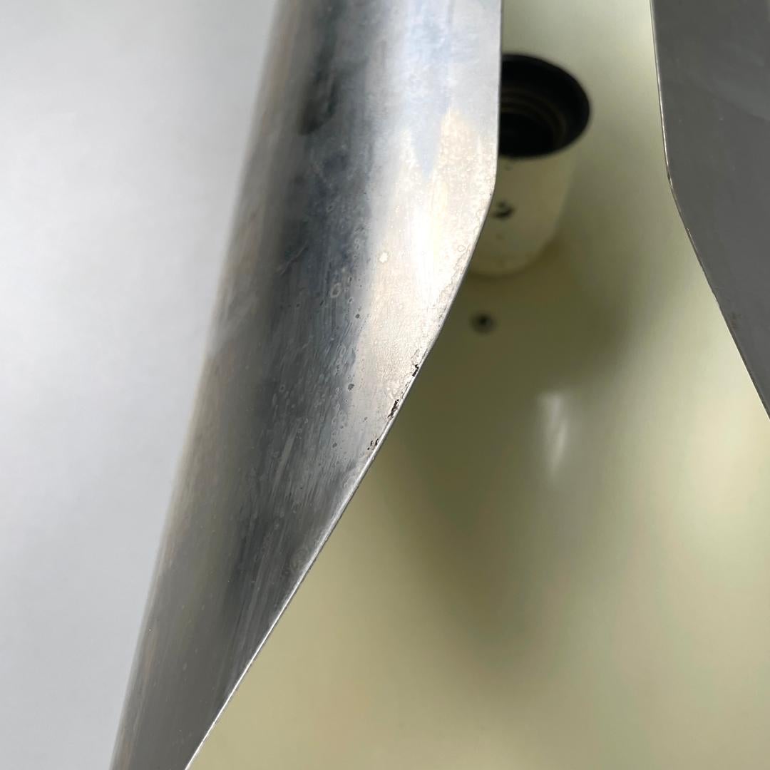 Italian modern chromed metal and white cylindrical wall lamps, 1970s For Sale 12
