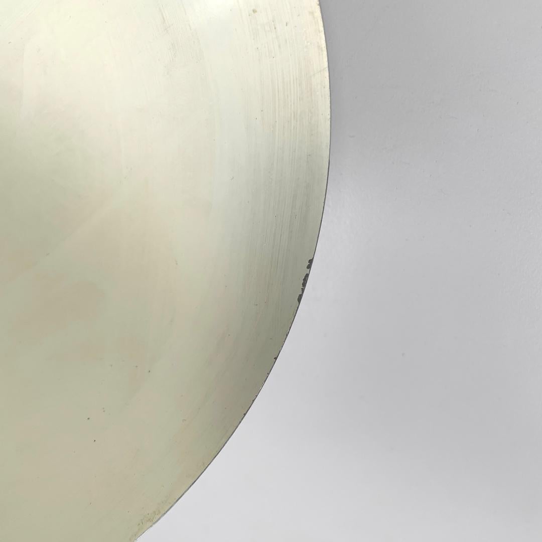 Lampade da parete cilindriche moderne italiane in metallo cromato e bianco, anni '70 in vendita 12