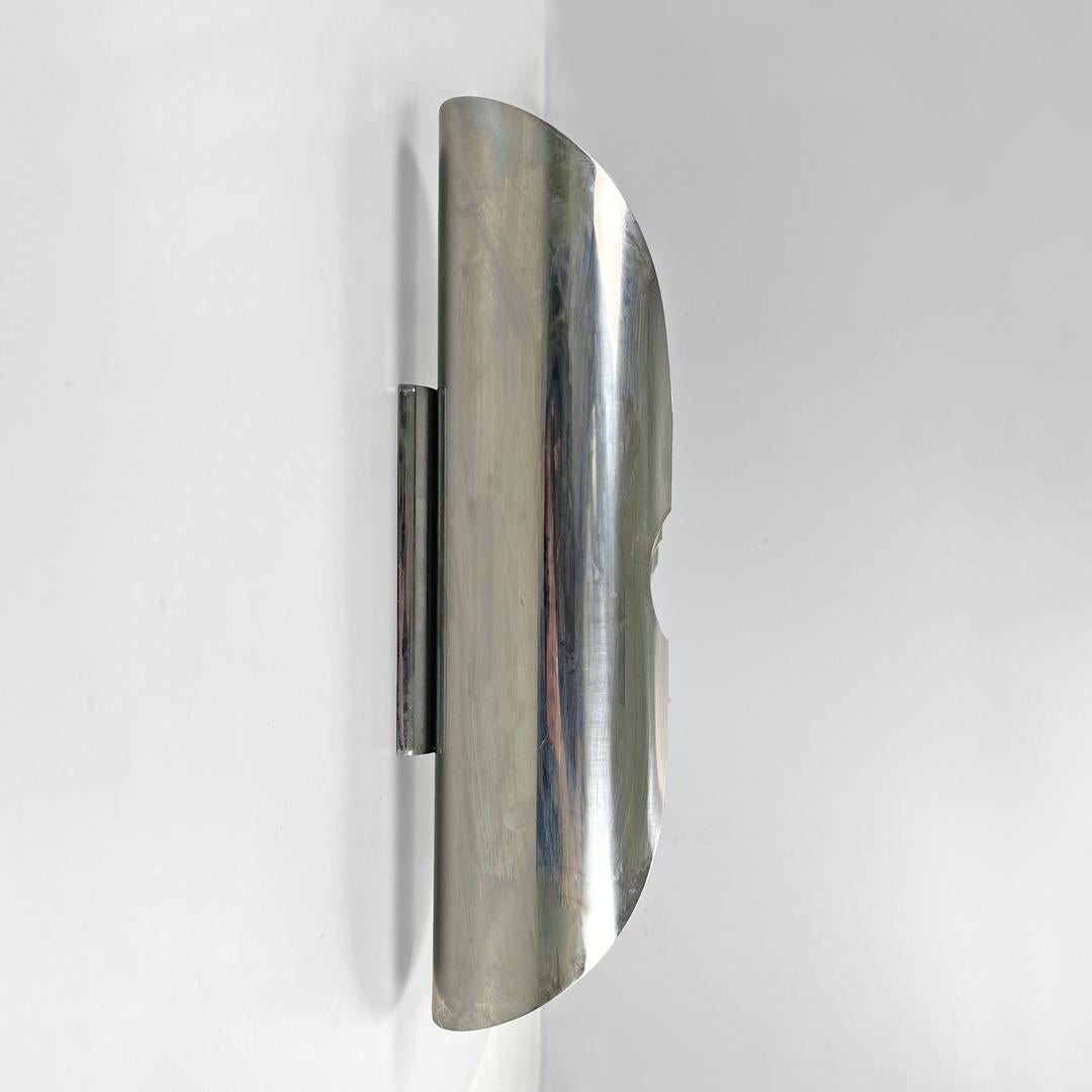Metal Italian modern chromed metal and white cylindrical wall lamps, 1970s For Sale