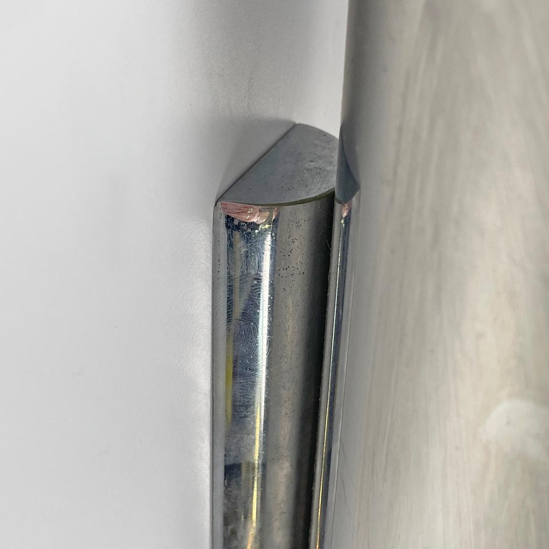 Italian modern chromed metal and white cylindrical wall lamps, 1970s For Sale 2